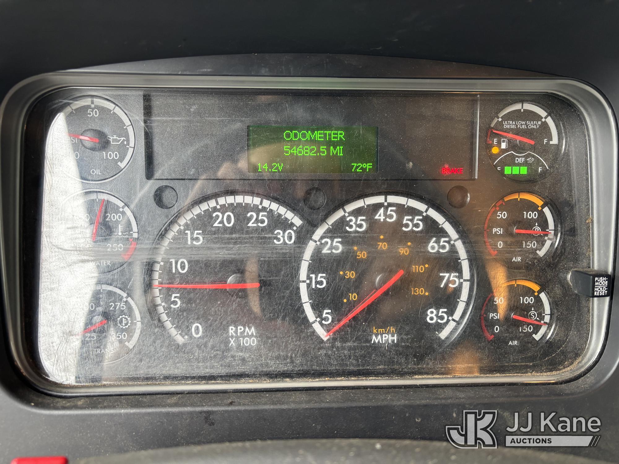 2022 Freightliner M2