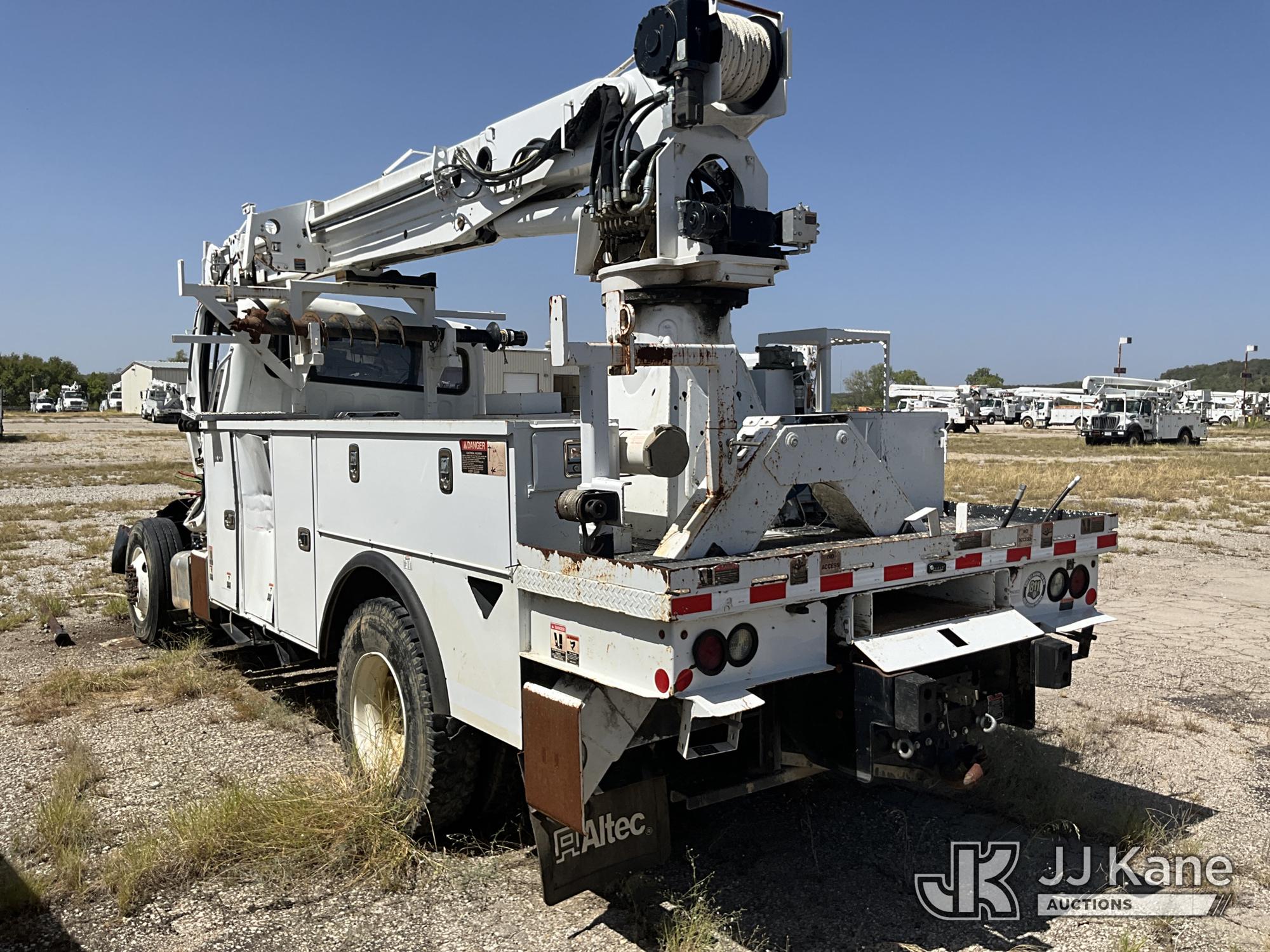 2018 Freightliner M2 106