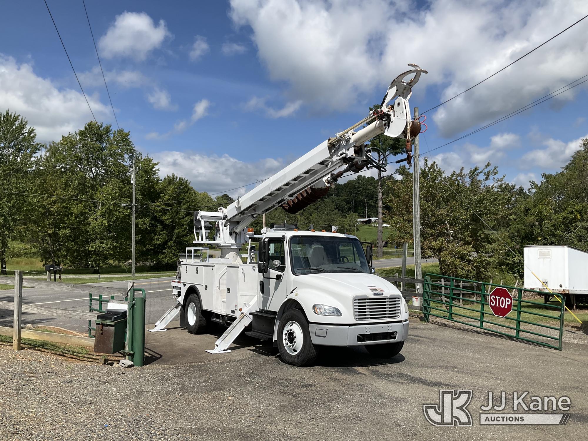 2015 Freightliner M2 106