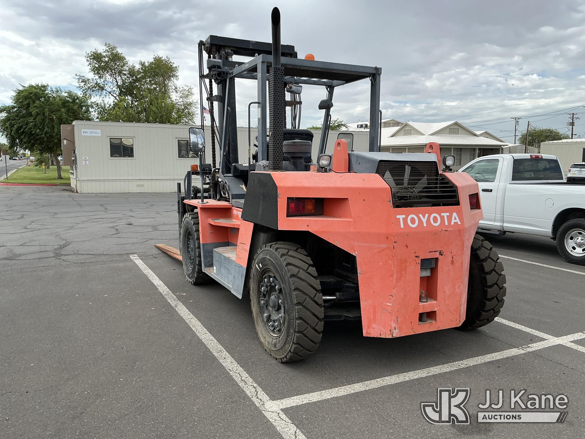 2014 Toyota 50- 4FD100