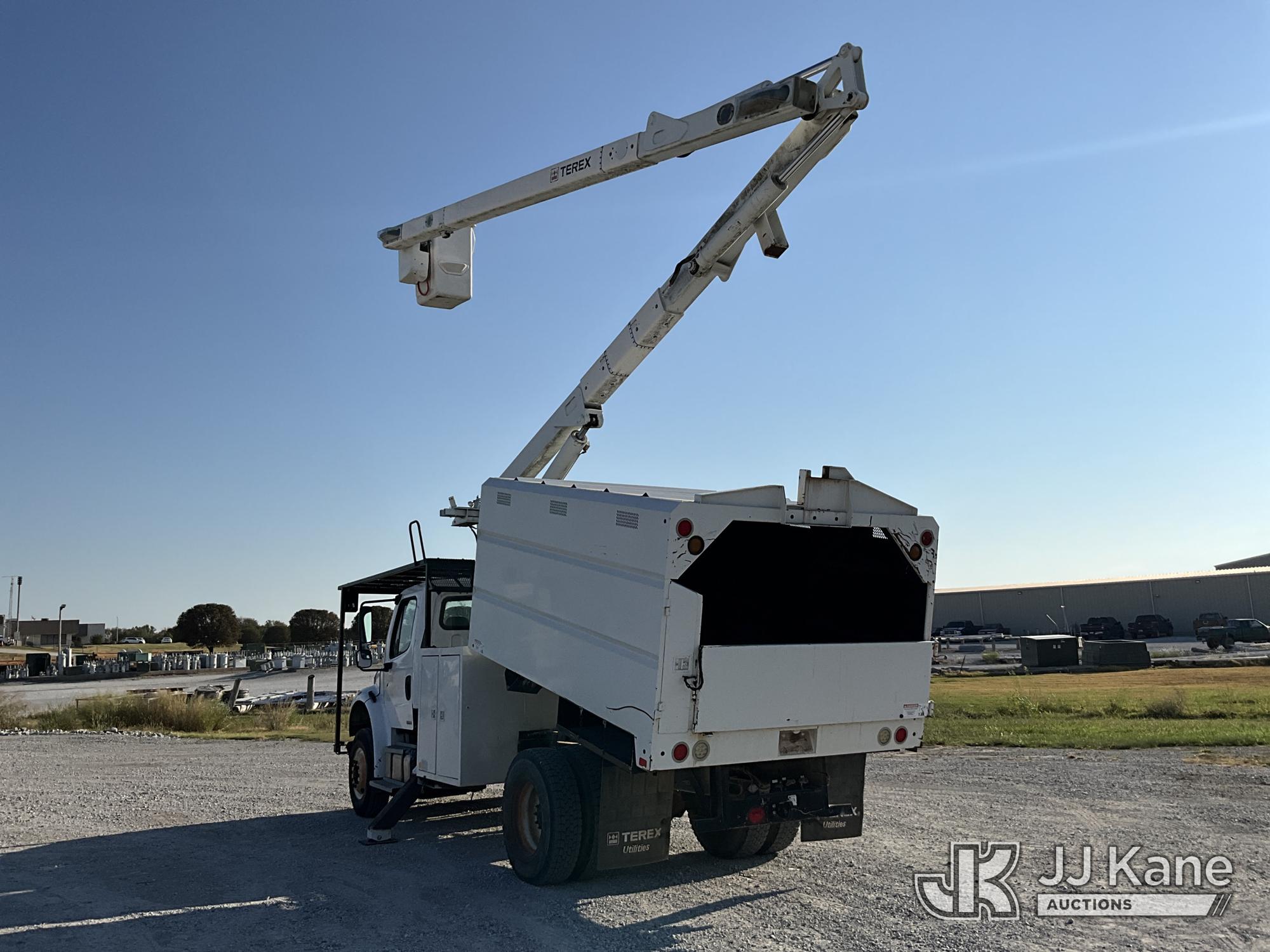 2011 Freightliner M2 106