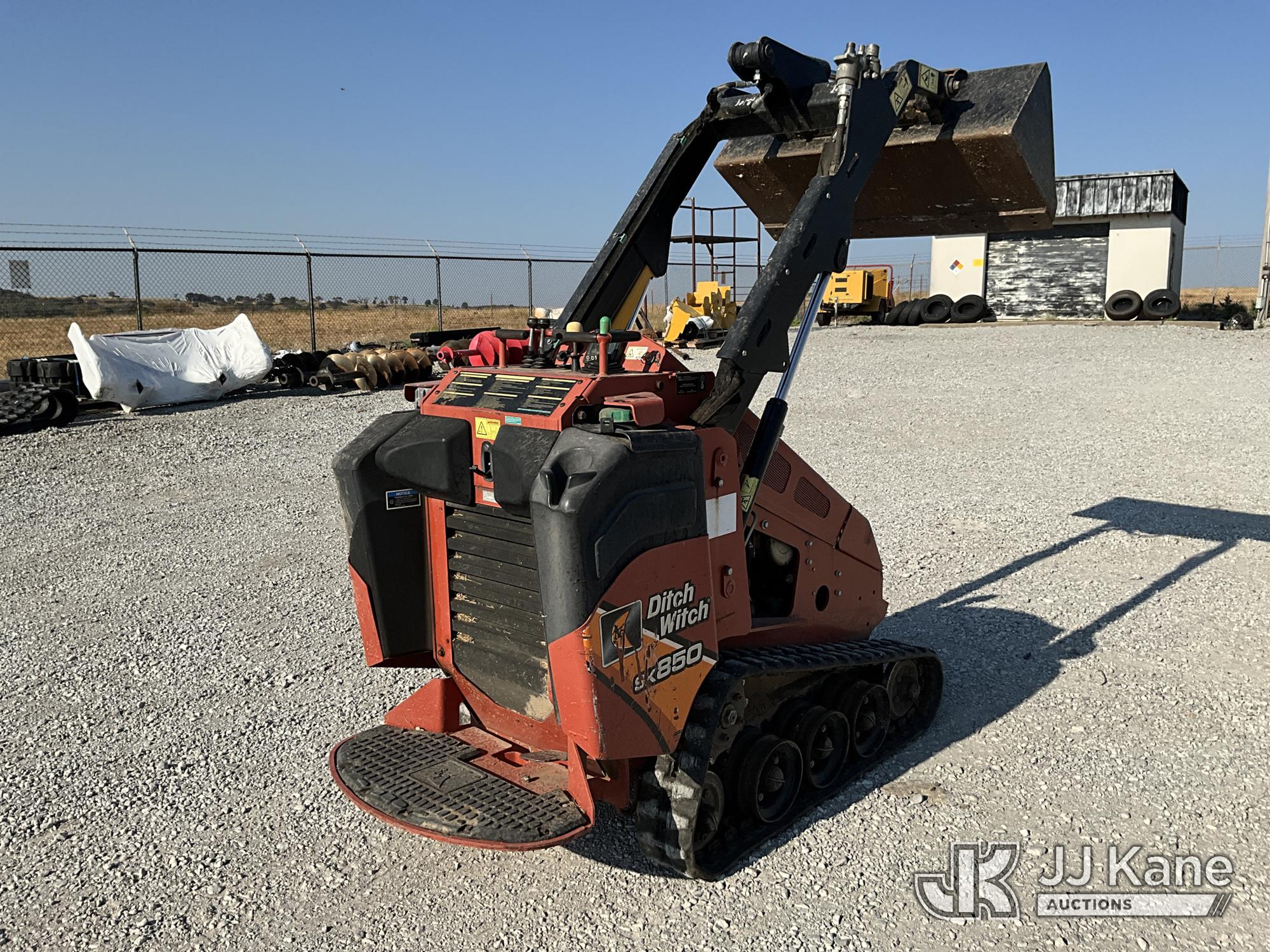 2016 Ditch Witch SK850