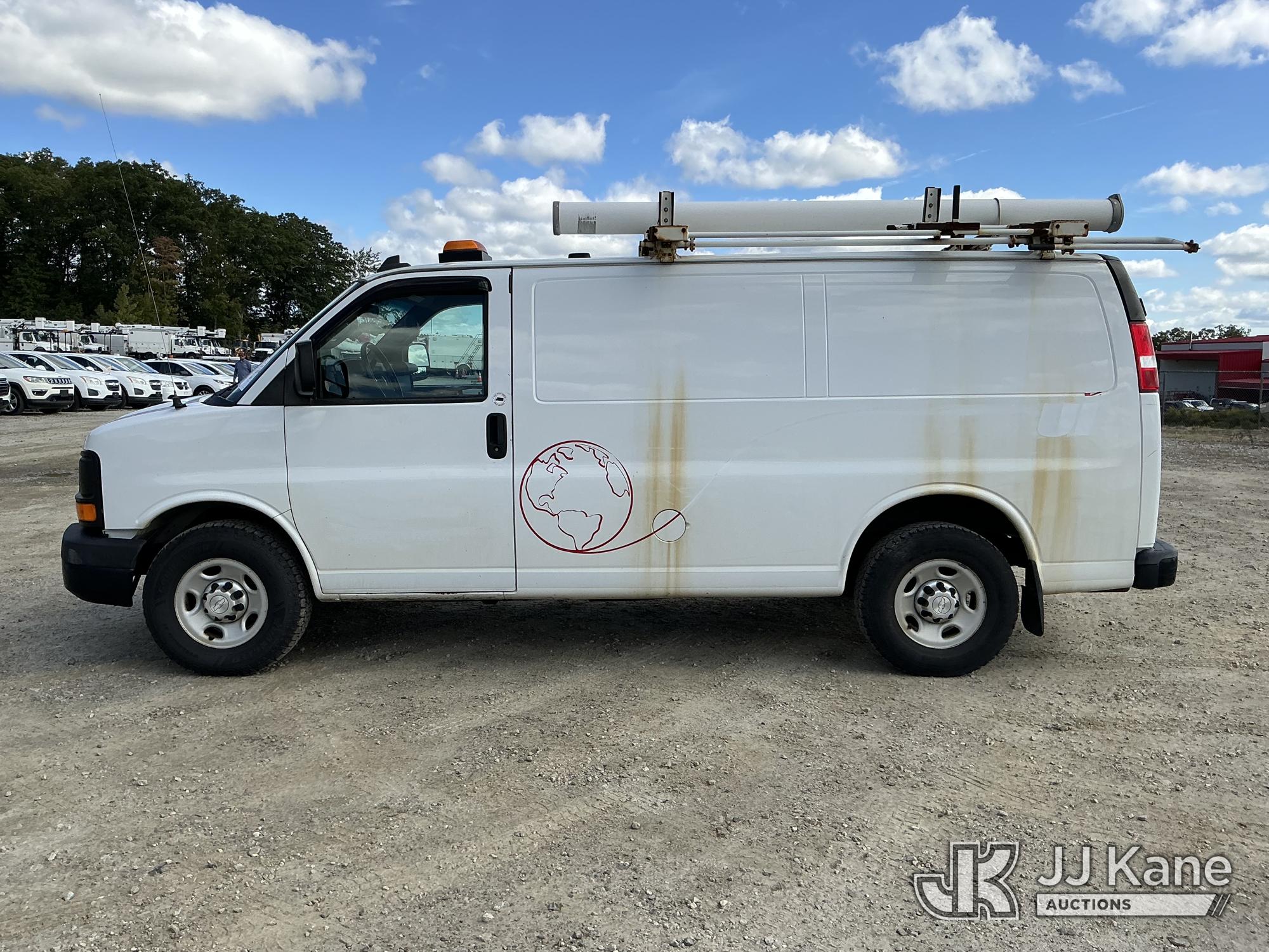 2016 Chevrolet EXPRESS 3500