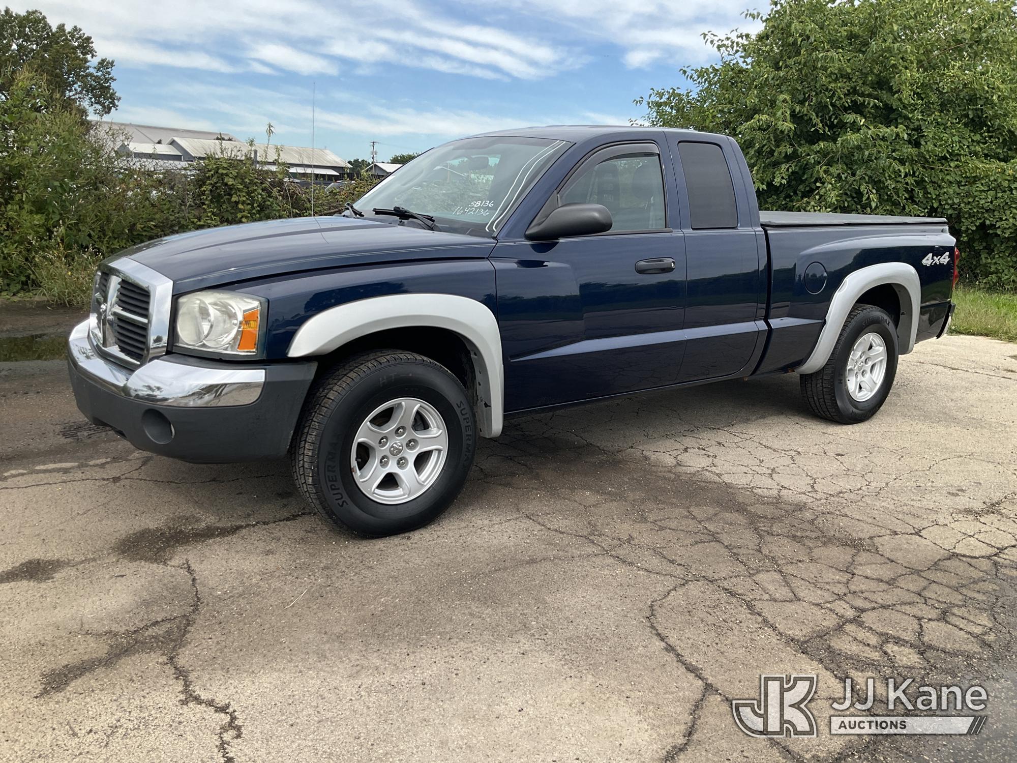 Photo of 2005 Dodge Dakota