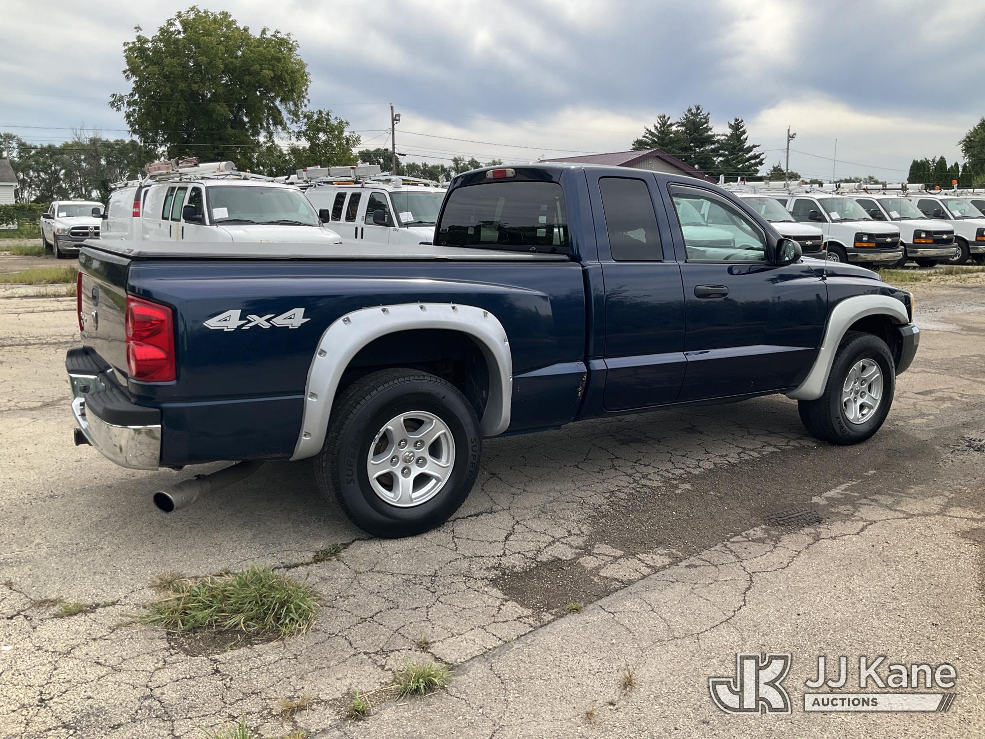 2005 Dodge DAKOTA