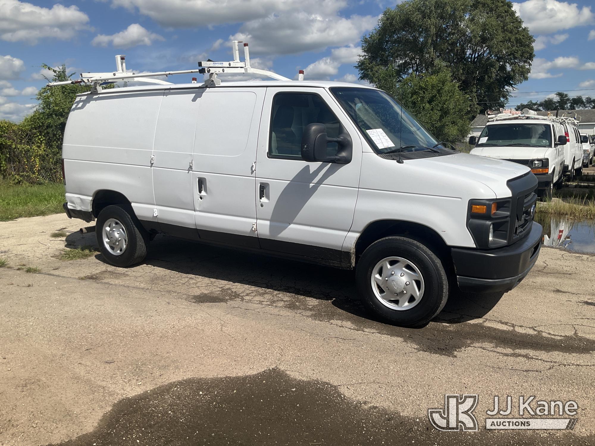 2013 Ford E350