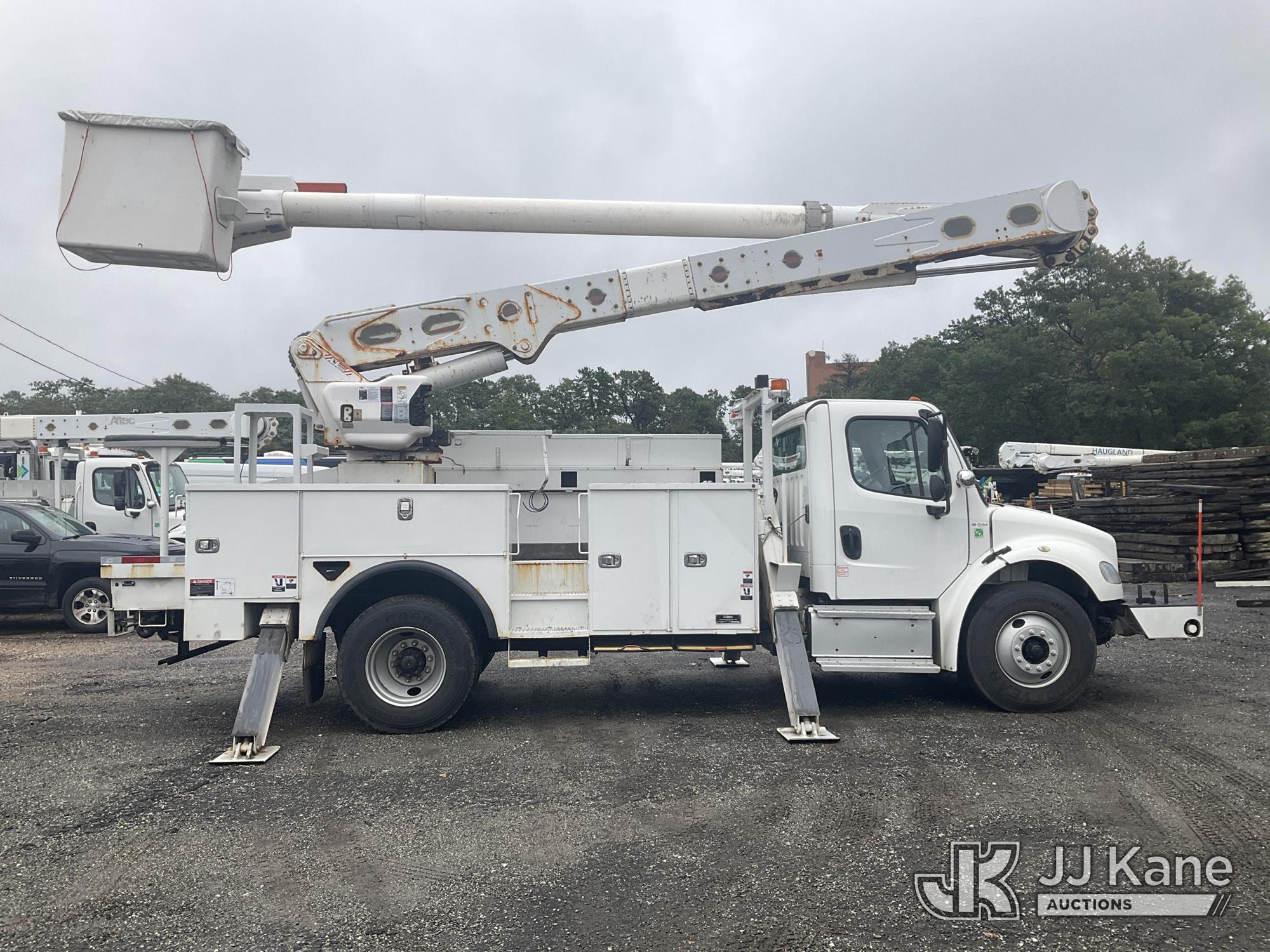 2017 Freightliner M2 106