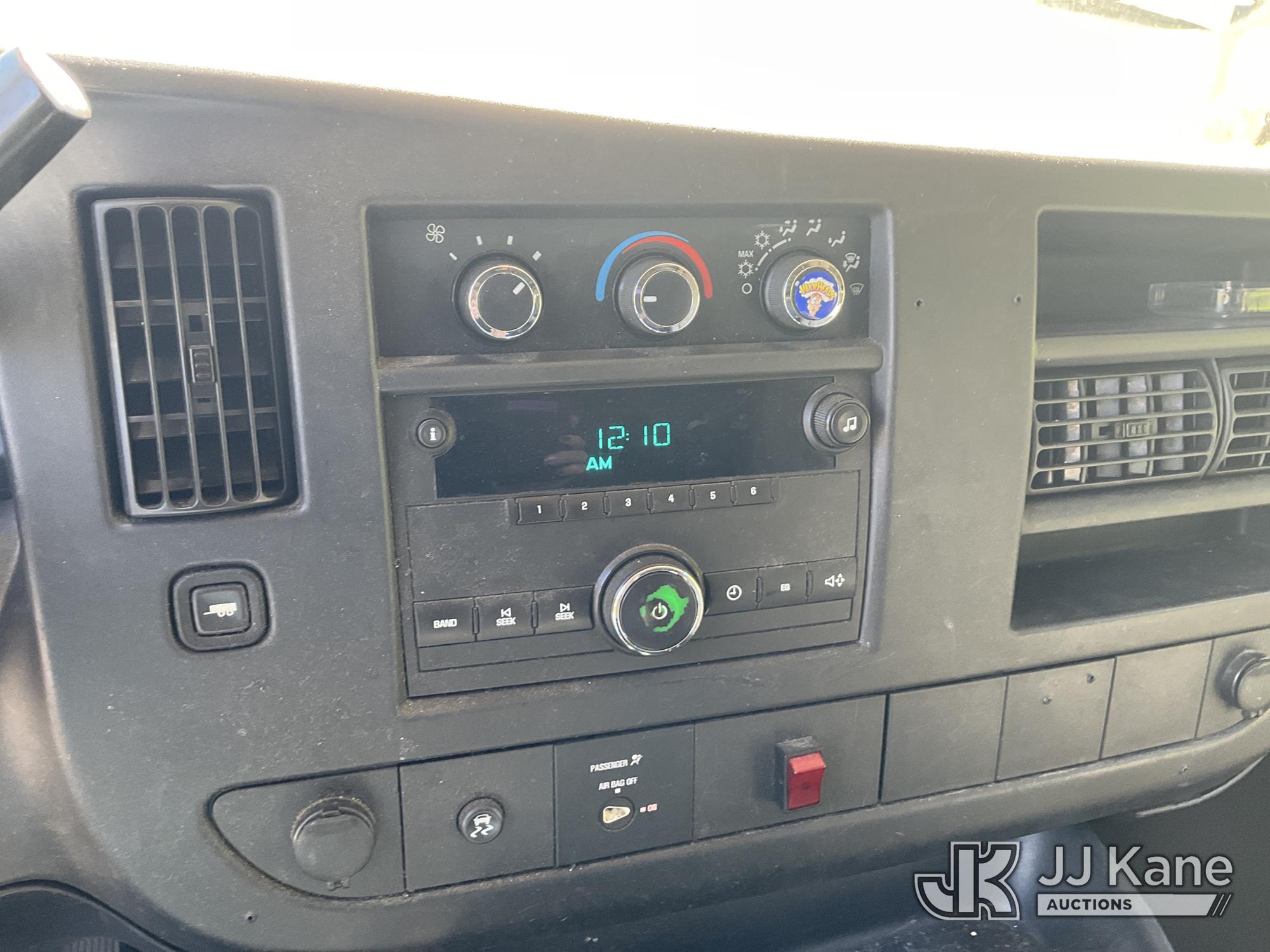 2011 Chevrolet Express G2500