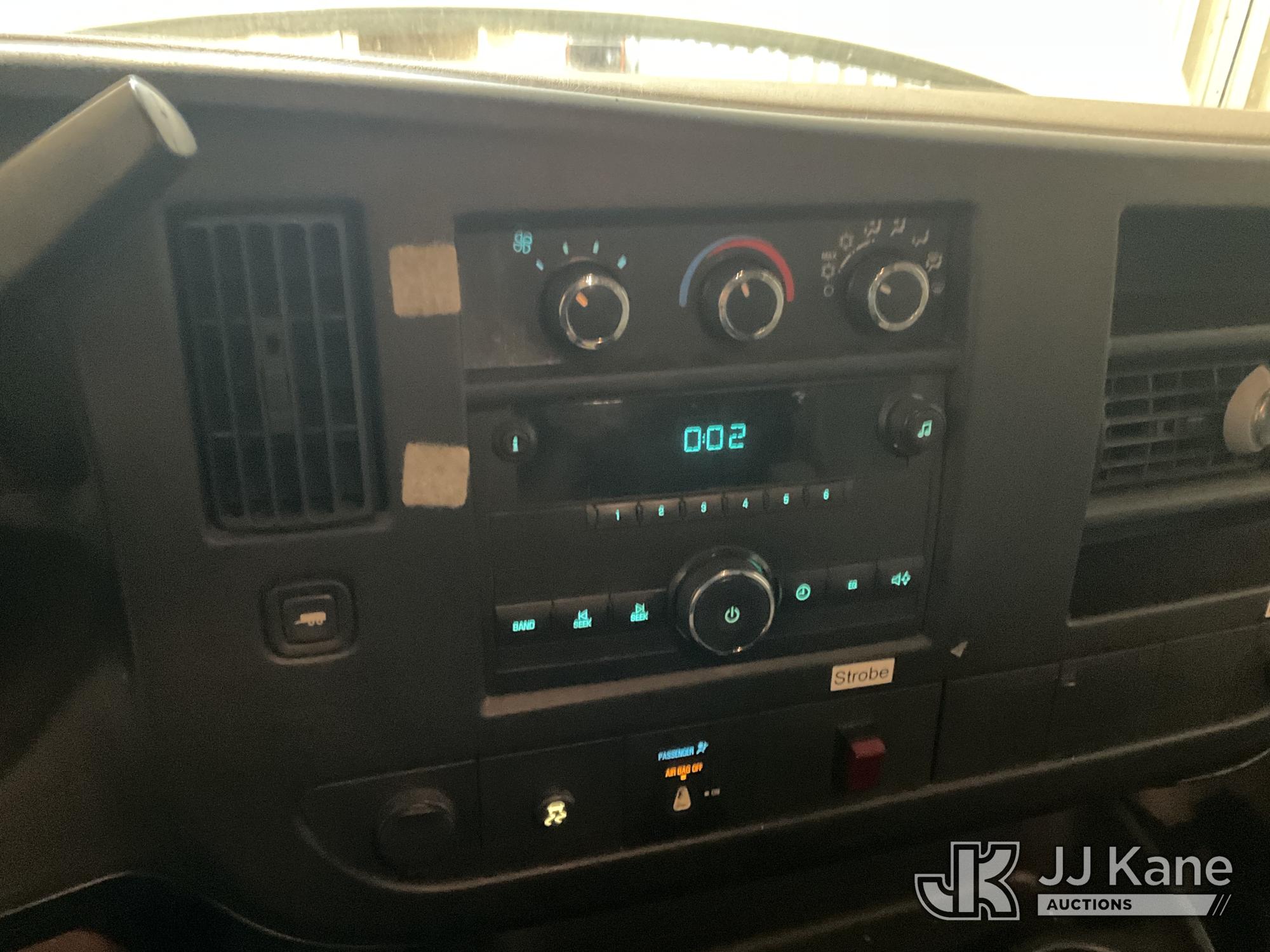 2011 Chevrolet Express G2500