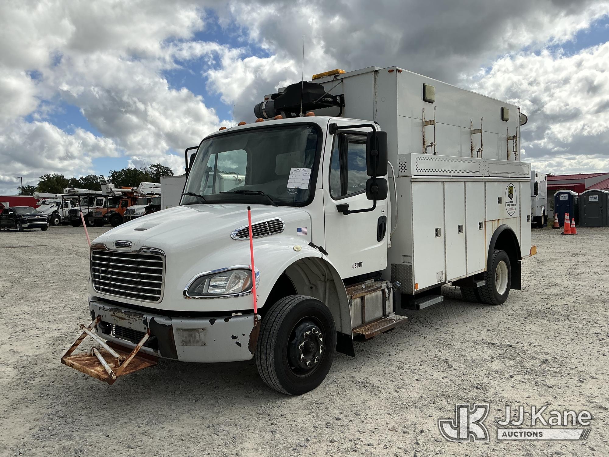 2013 Freightliner M2 106