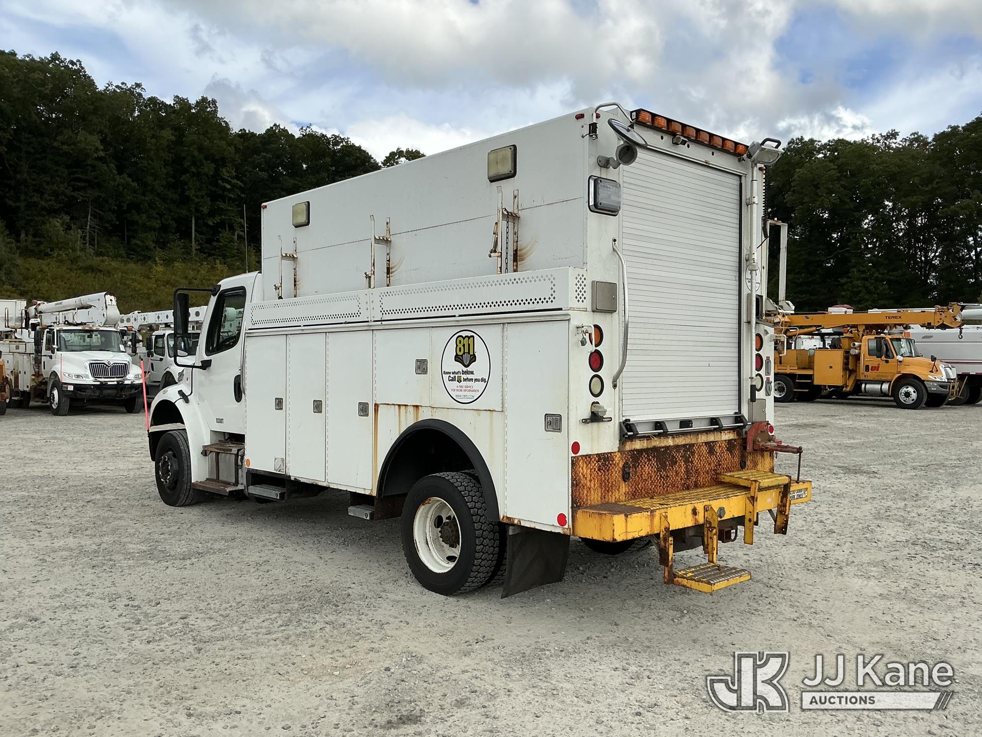 2013 Freightliner M2 106