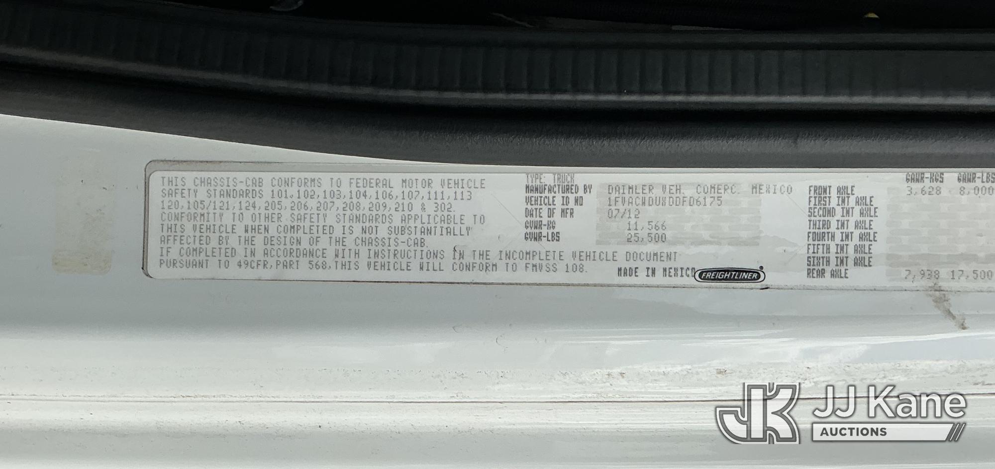2013 Freightliner M2 106
