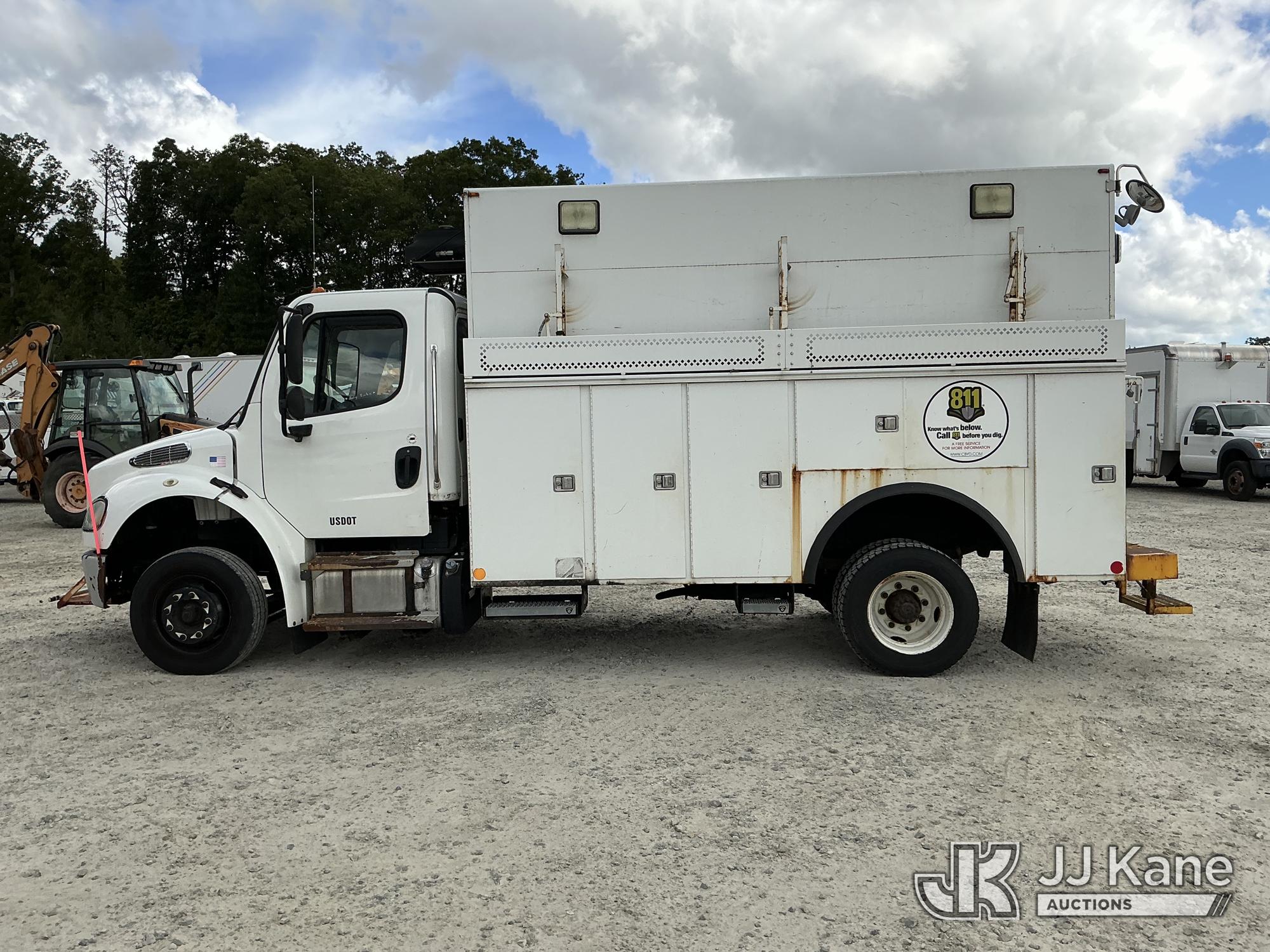 2013 Freightliner M2 106