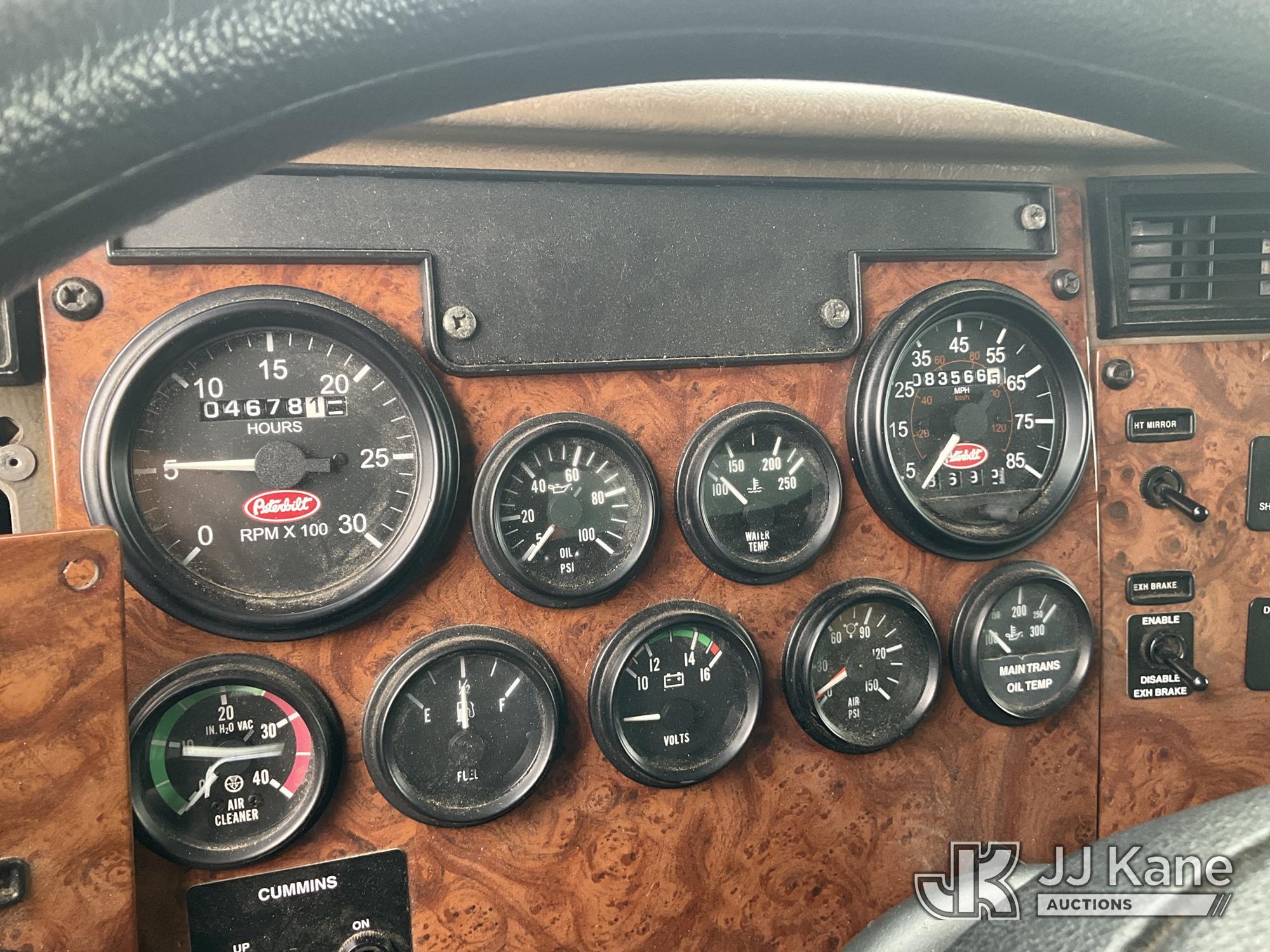 2002 Peterbilt 330