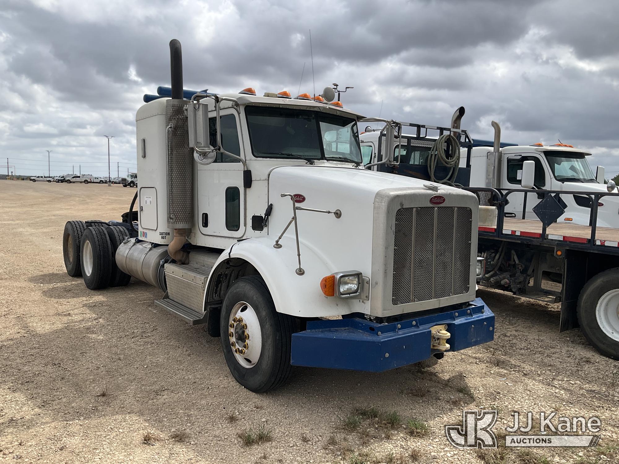 2013 Peterbilt 365