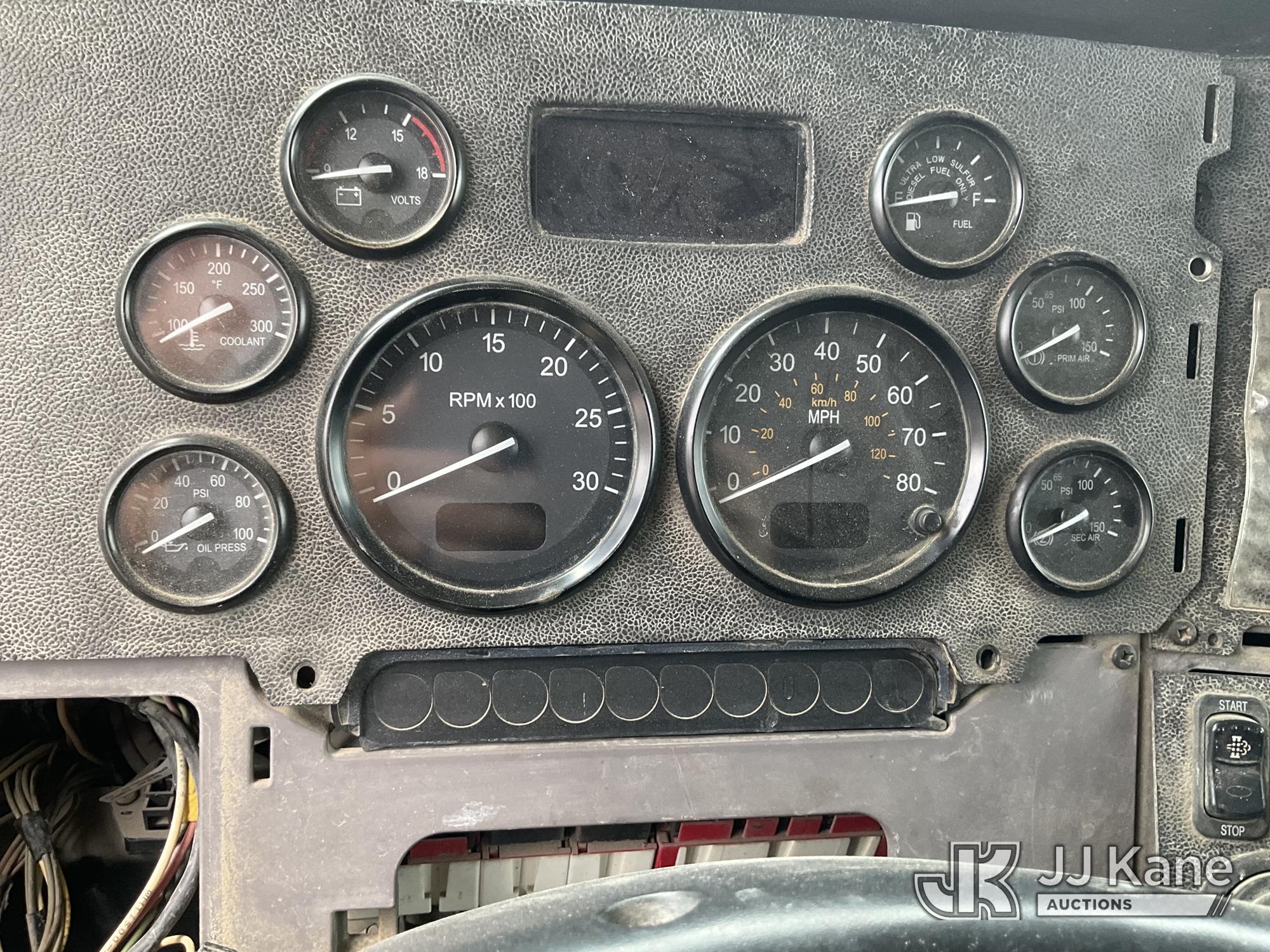 2013 Peterbilt 365