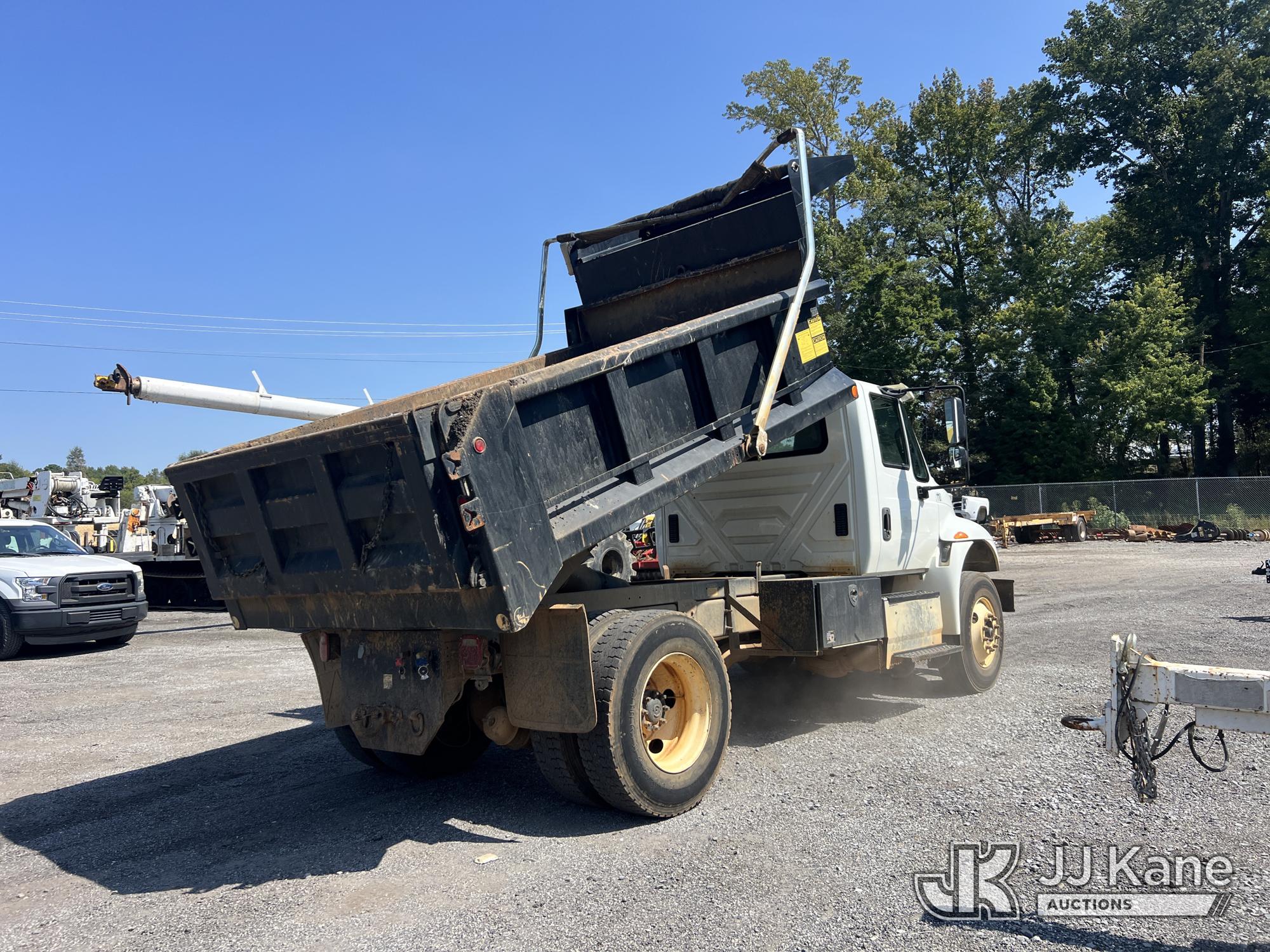 2017 International DuraStar 4400
