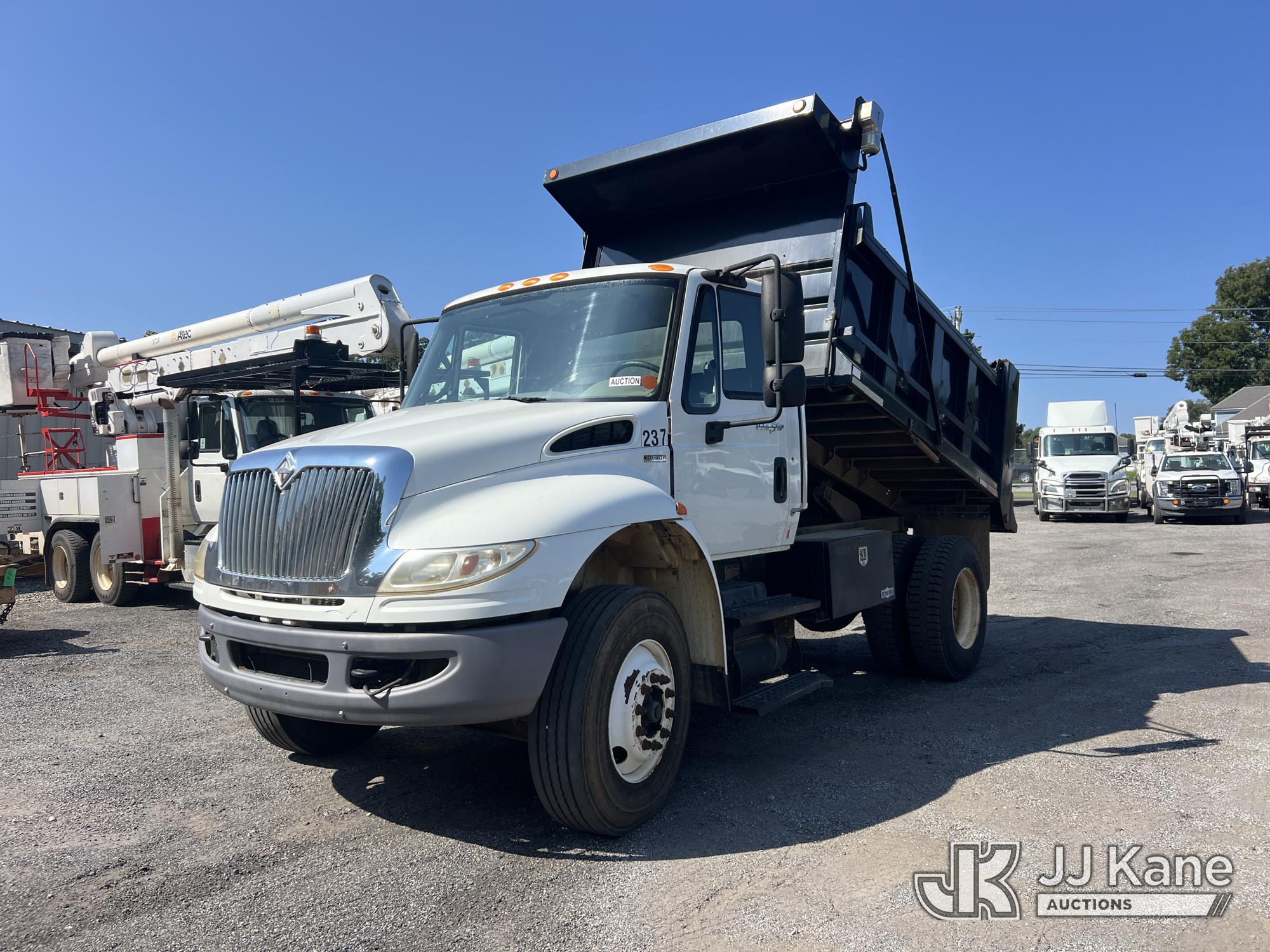 2010 International 4400