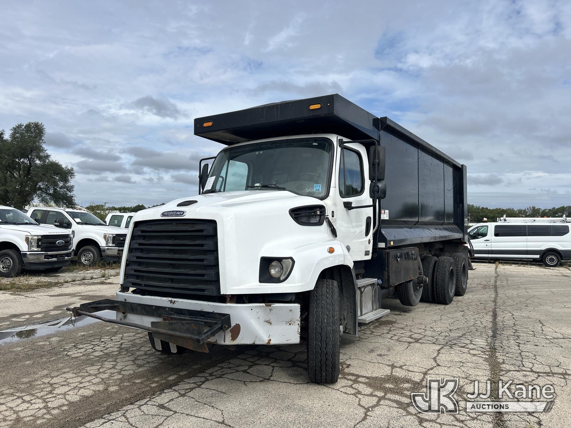 2017 Freightliner 114SD