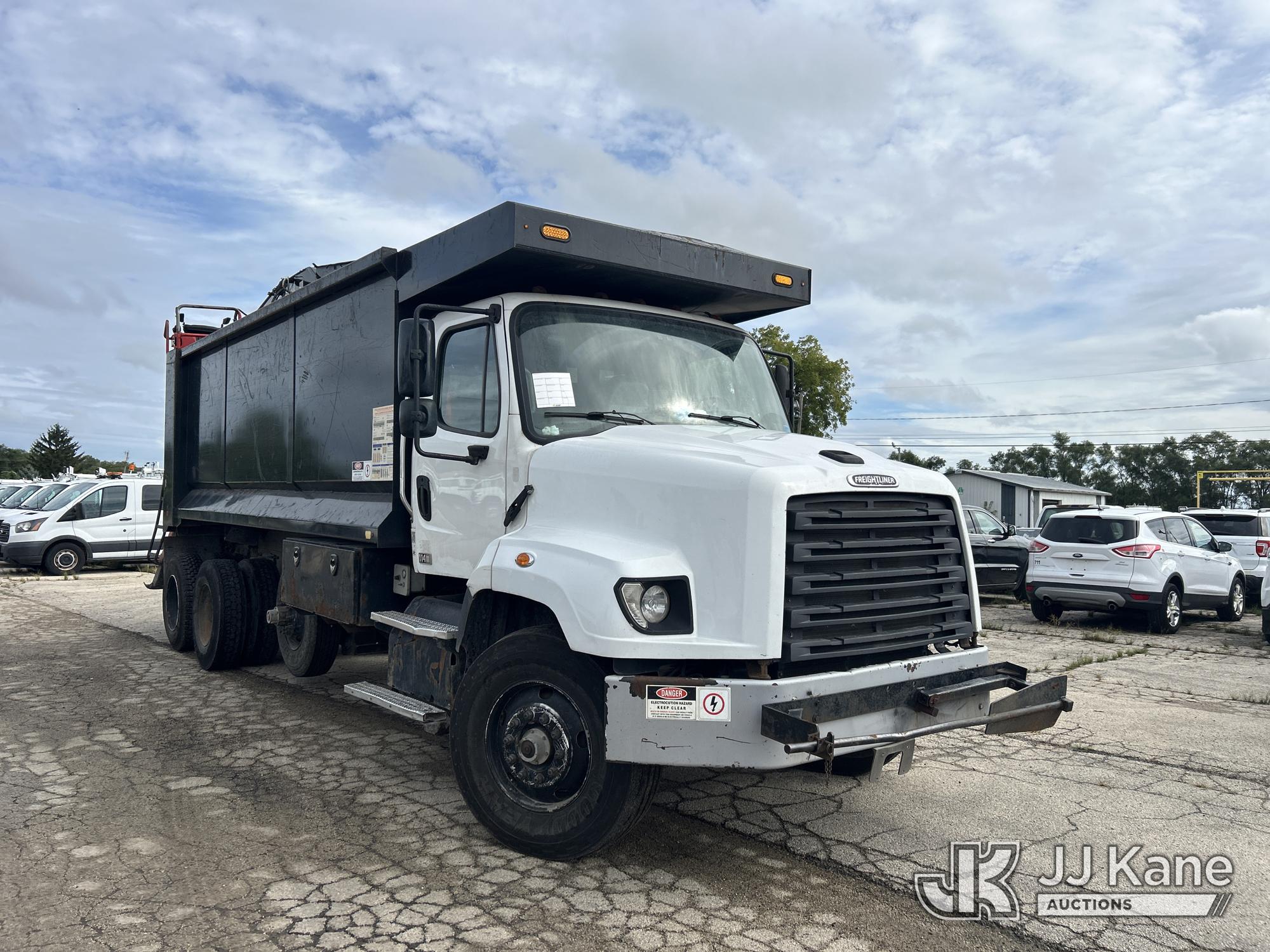 2017 Freightliner 114SD