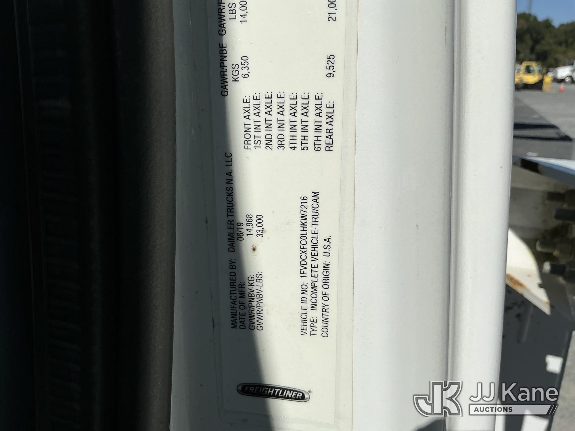 2020 Freightliner M2 106
