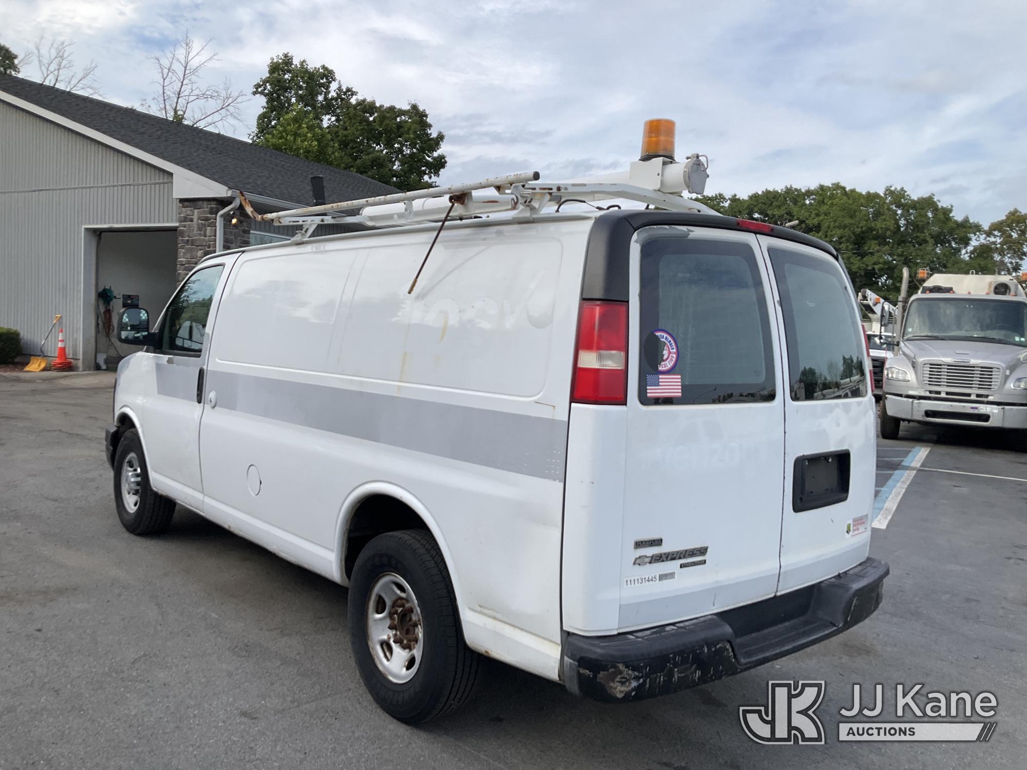 2011 Chevrolet Express G2500