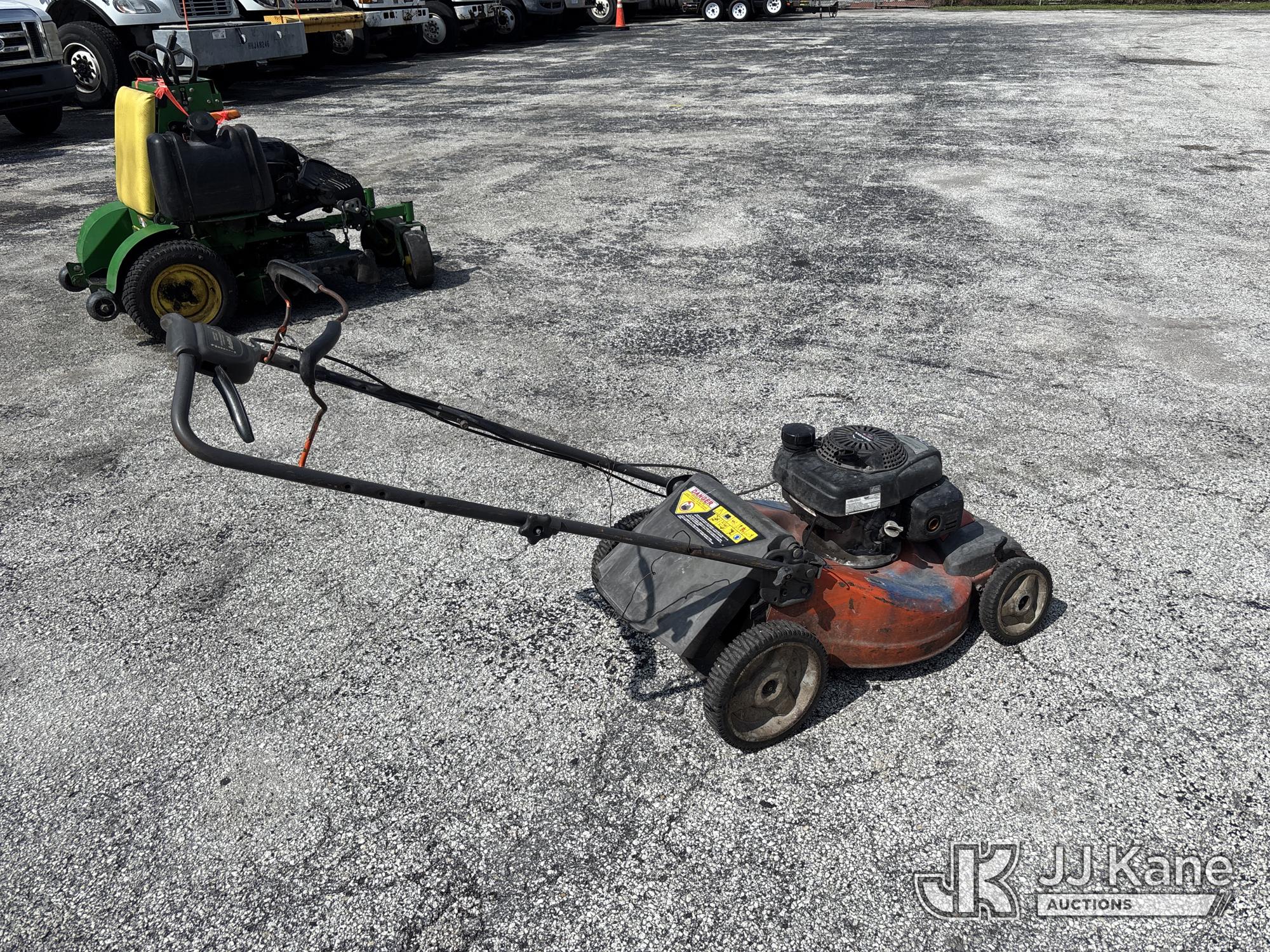 0 Husqvarna LC221RH