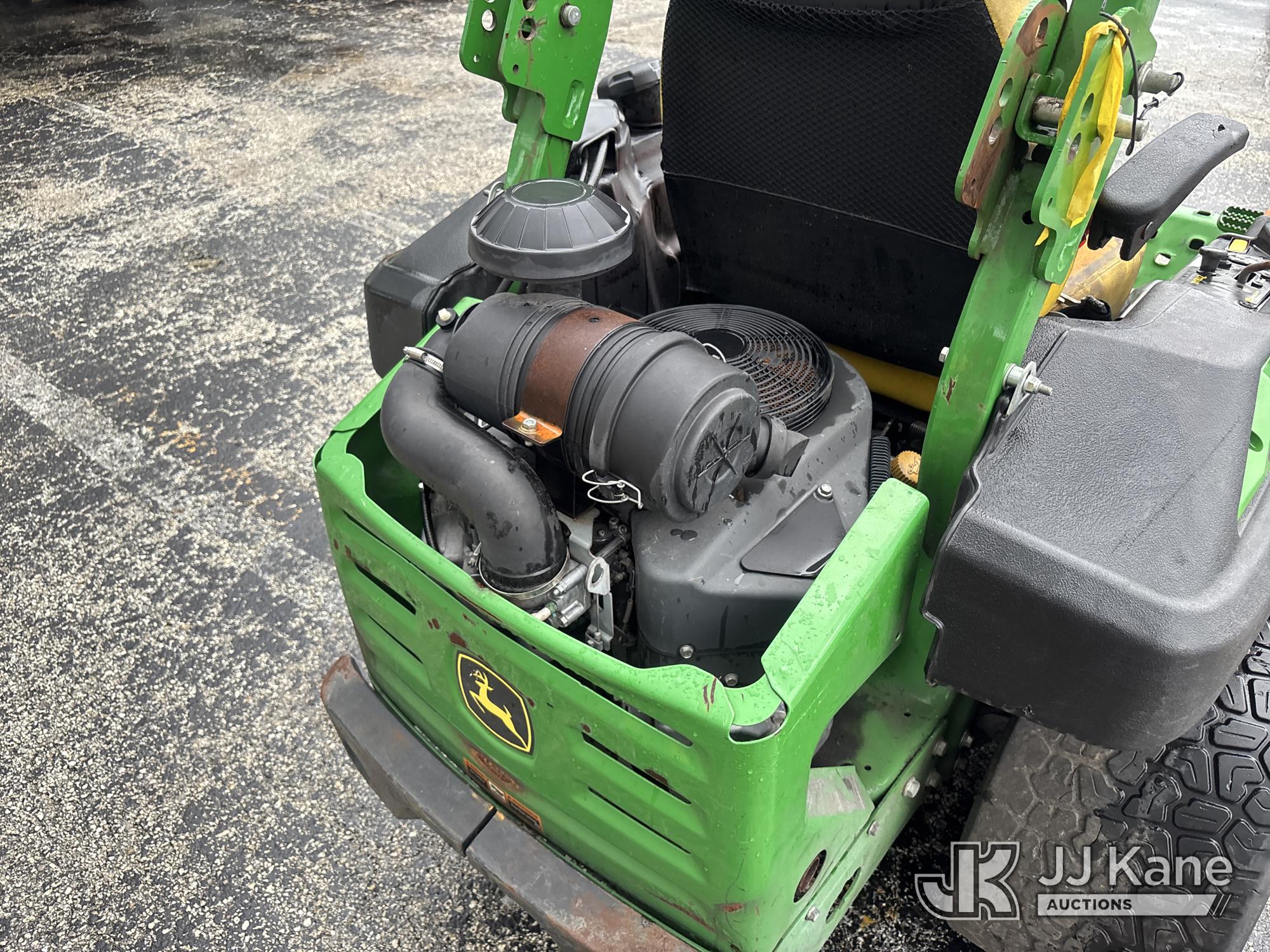 2022 John Deere ZTrak Z960M
