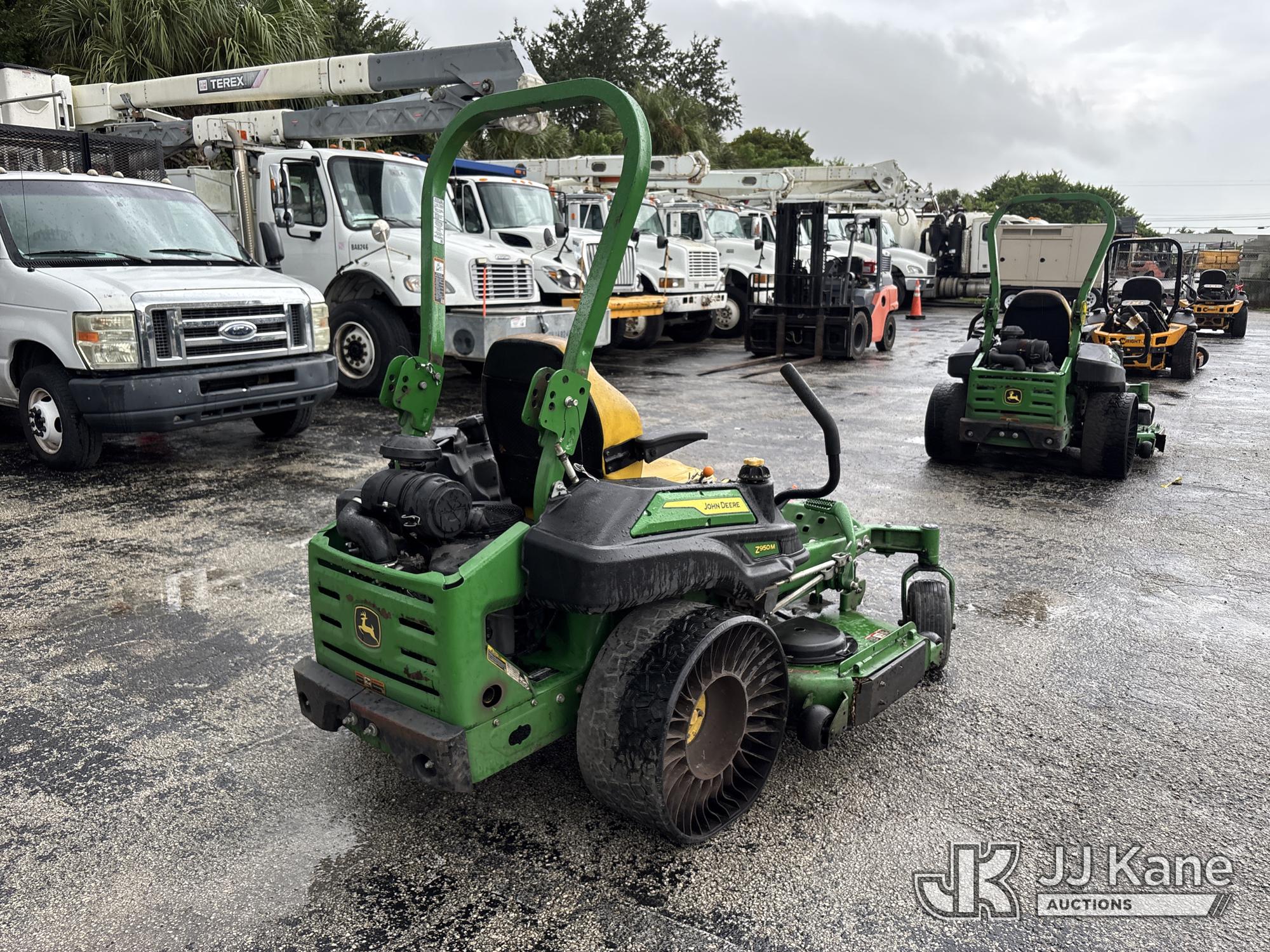 2023 John Deere ZTrak Z950M