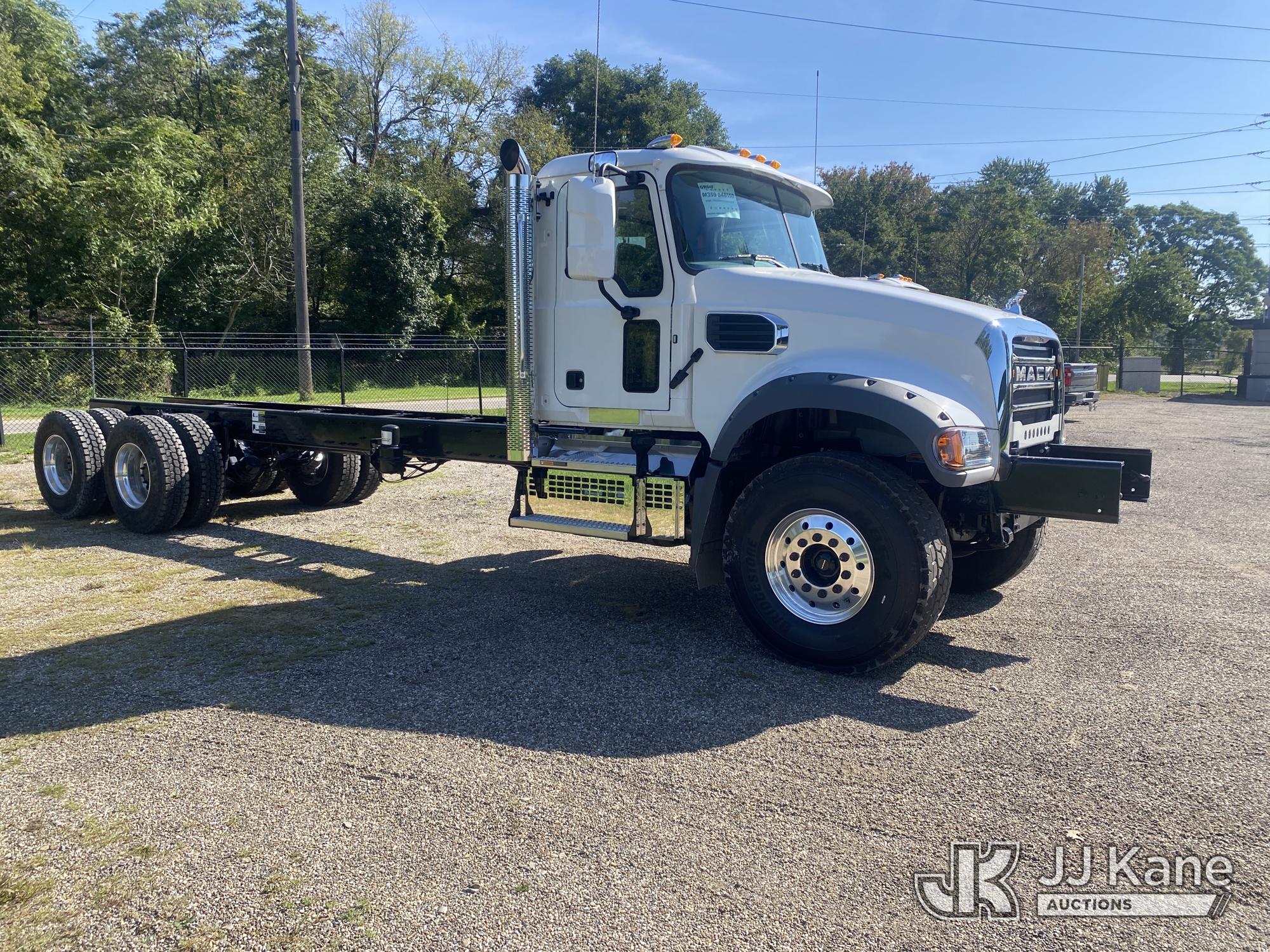2025 Mack Granite 64F