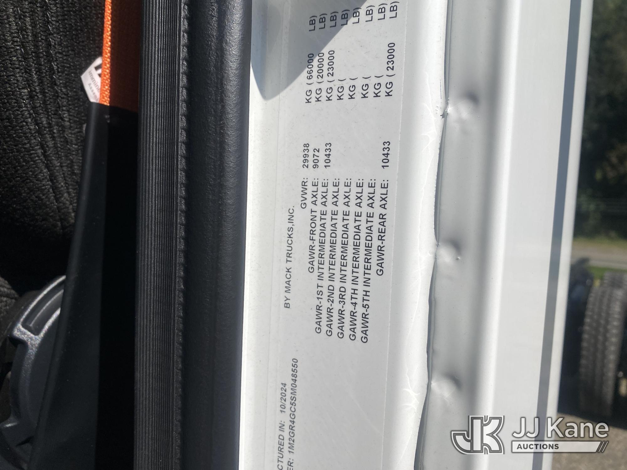 2025 Mack Granite 64F