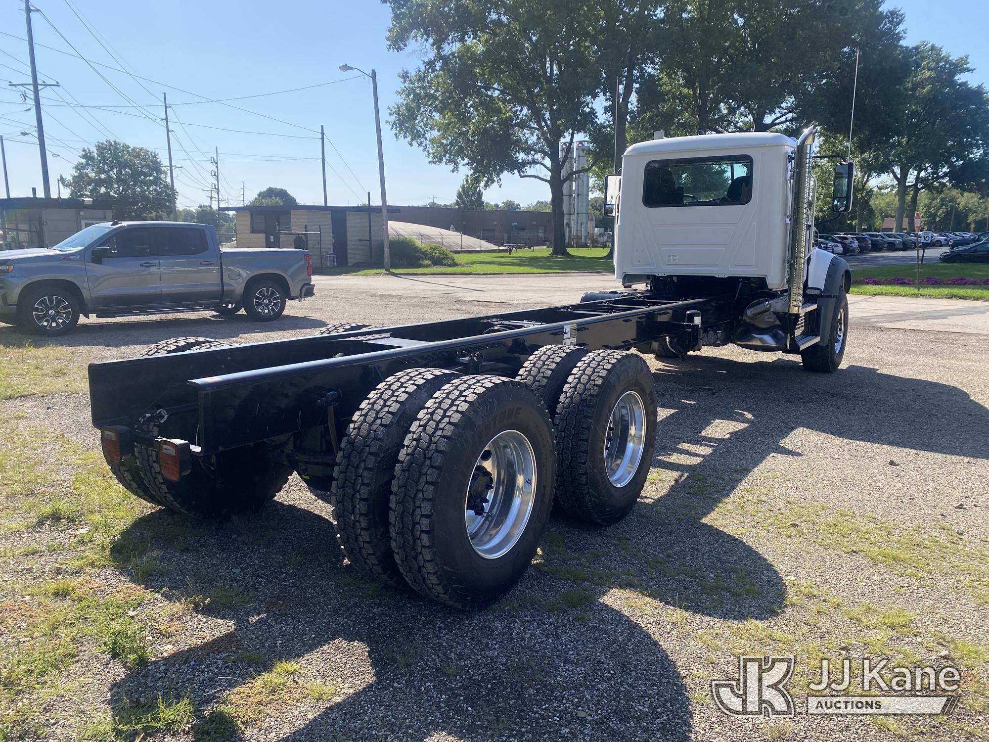 2025 Mack Granite 64F