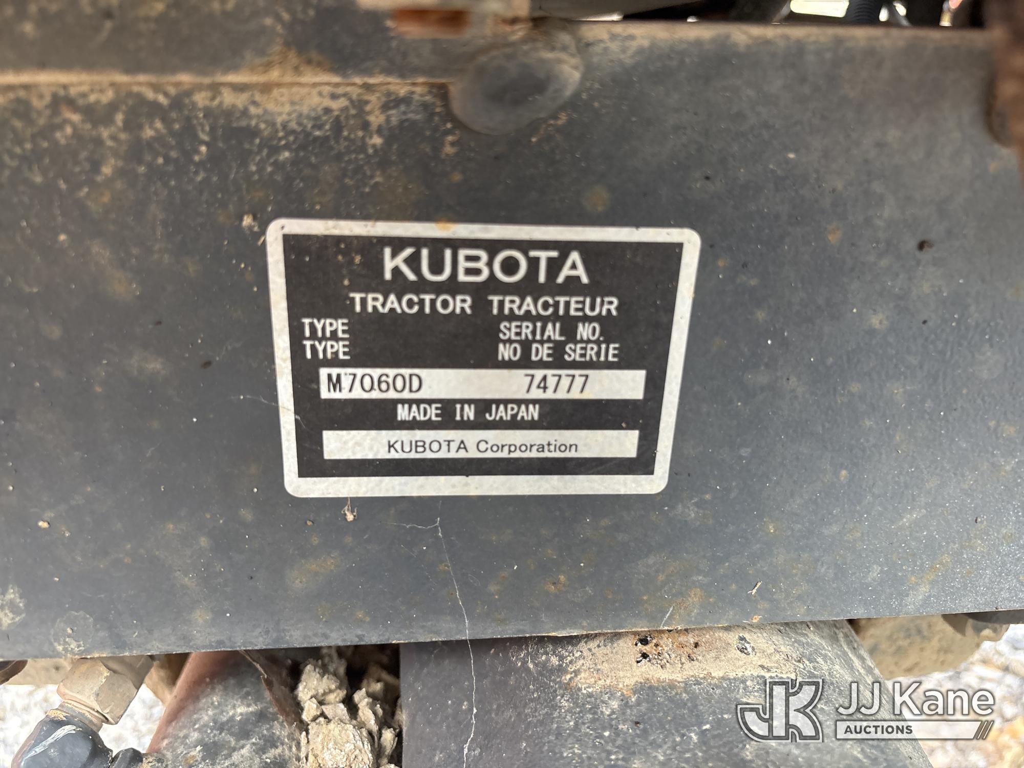 0 Kubota M7060HD