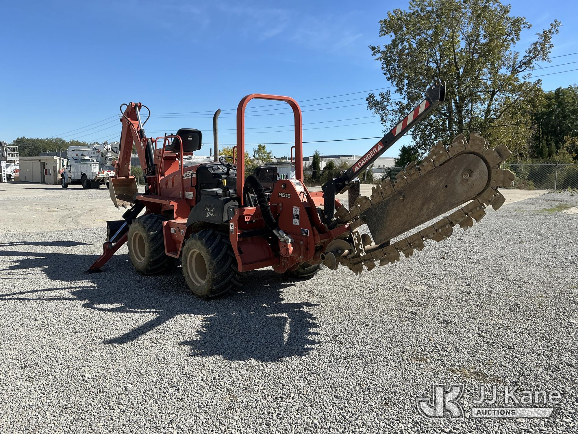 2014 Ditch Witch RT55
