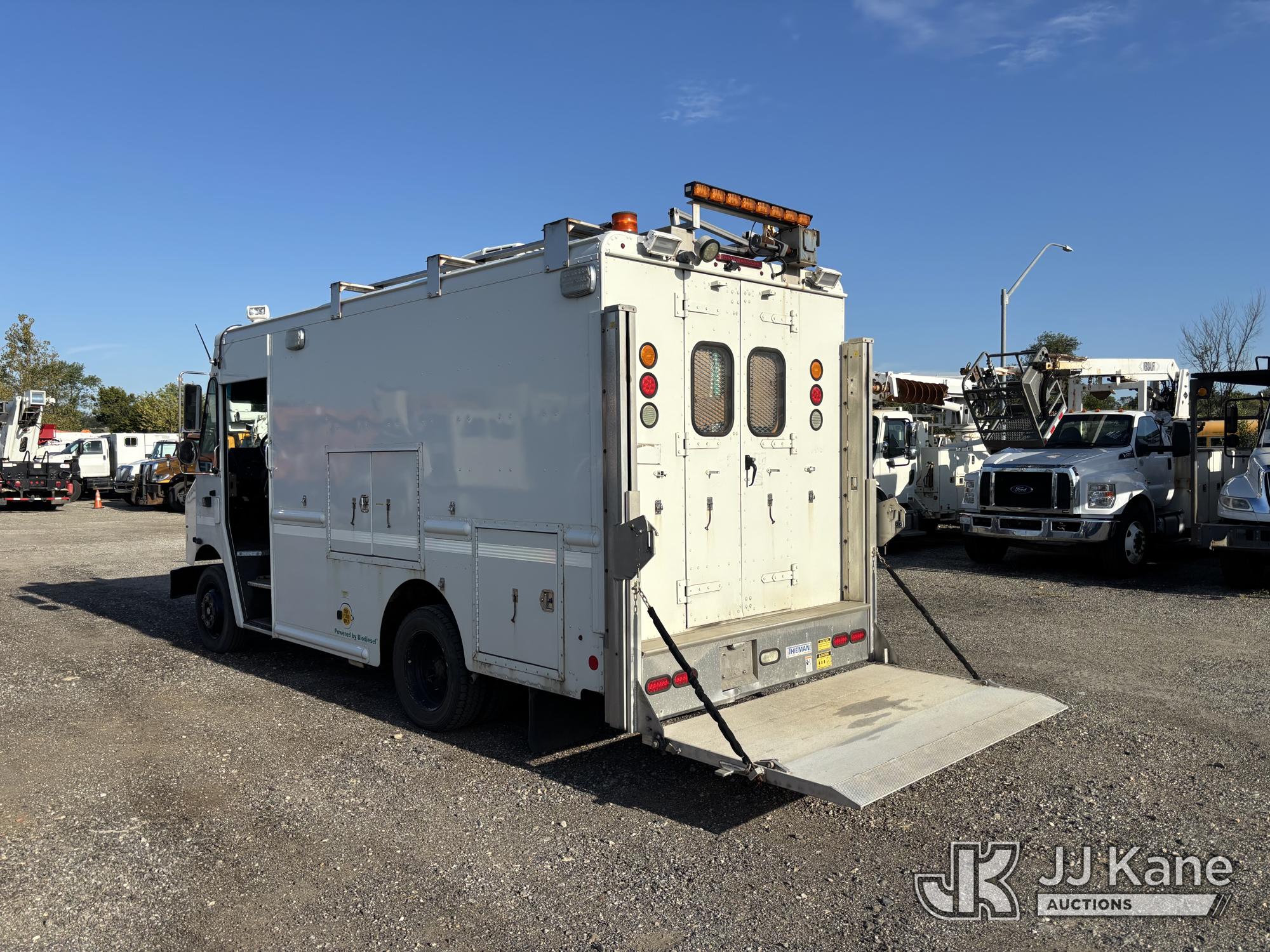 2016 Freightliner MT45 Chassis