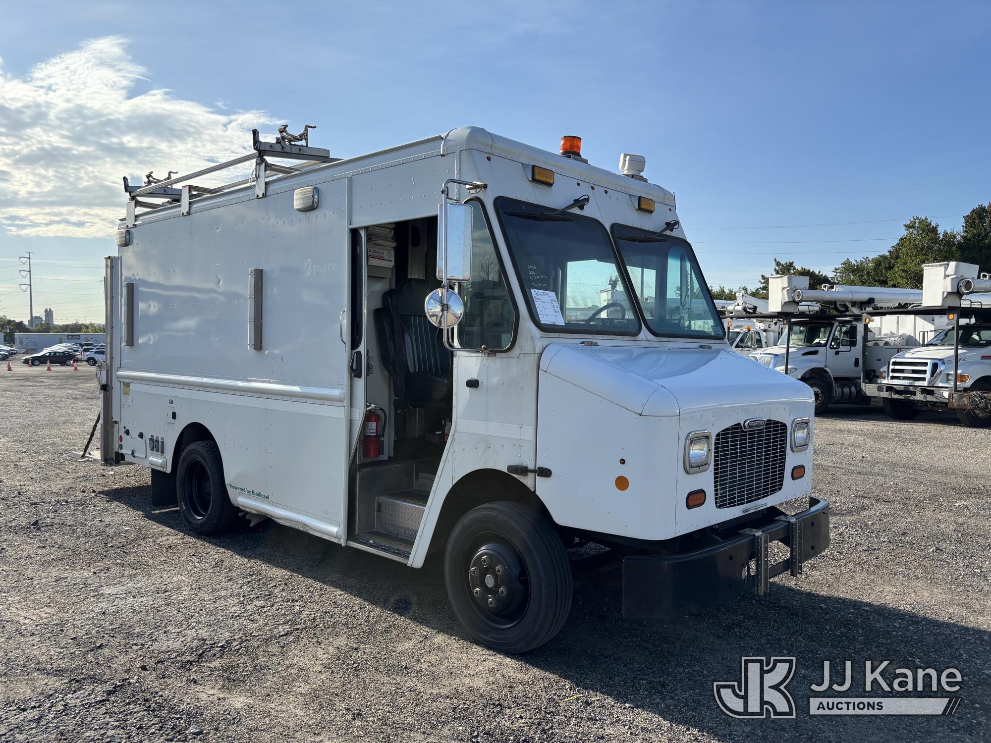 2016 Freightliner MT45 Chassis