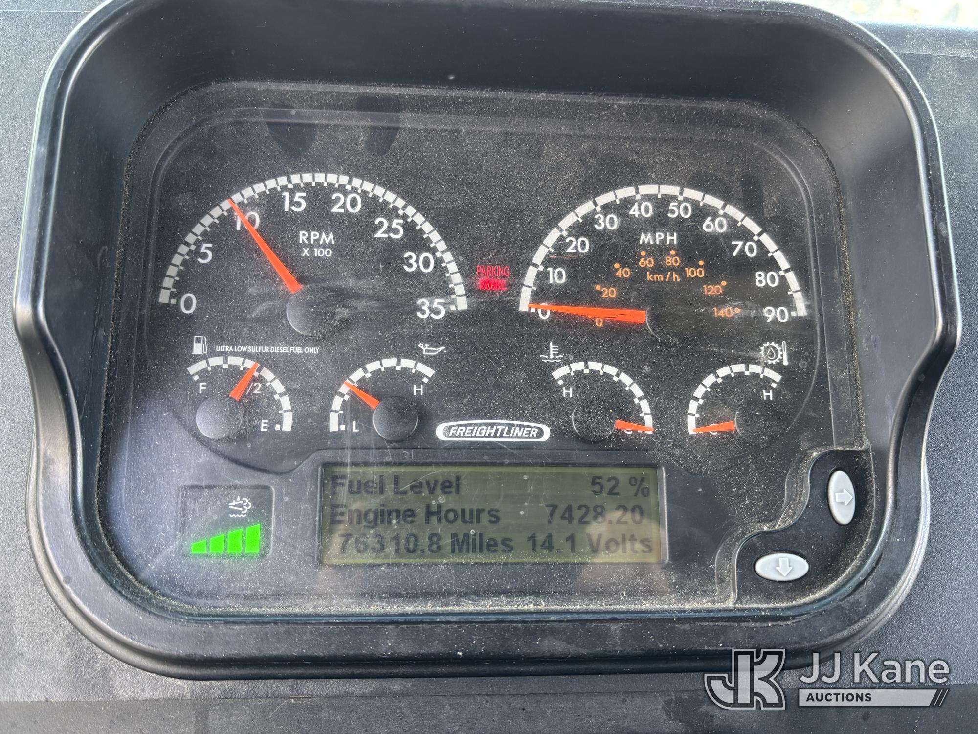 2016 Freightliner MT45 Chassis
