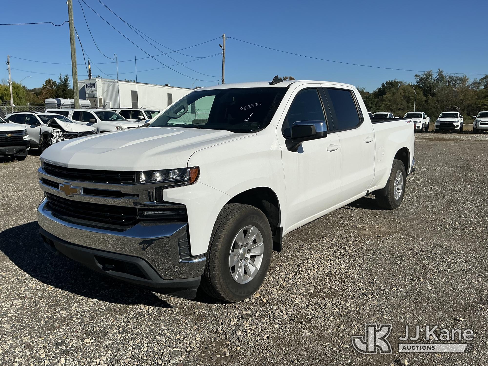 2020 Chevrolet Silverado 1500 Crew-Cab Pickup Truck (1642570)
