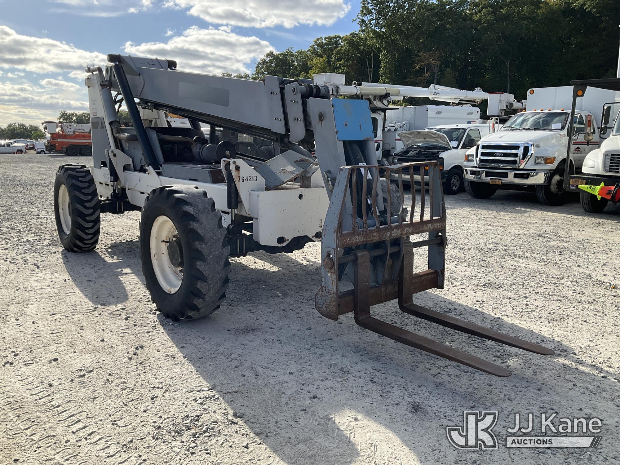 2005 Terex TH842C