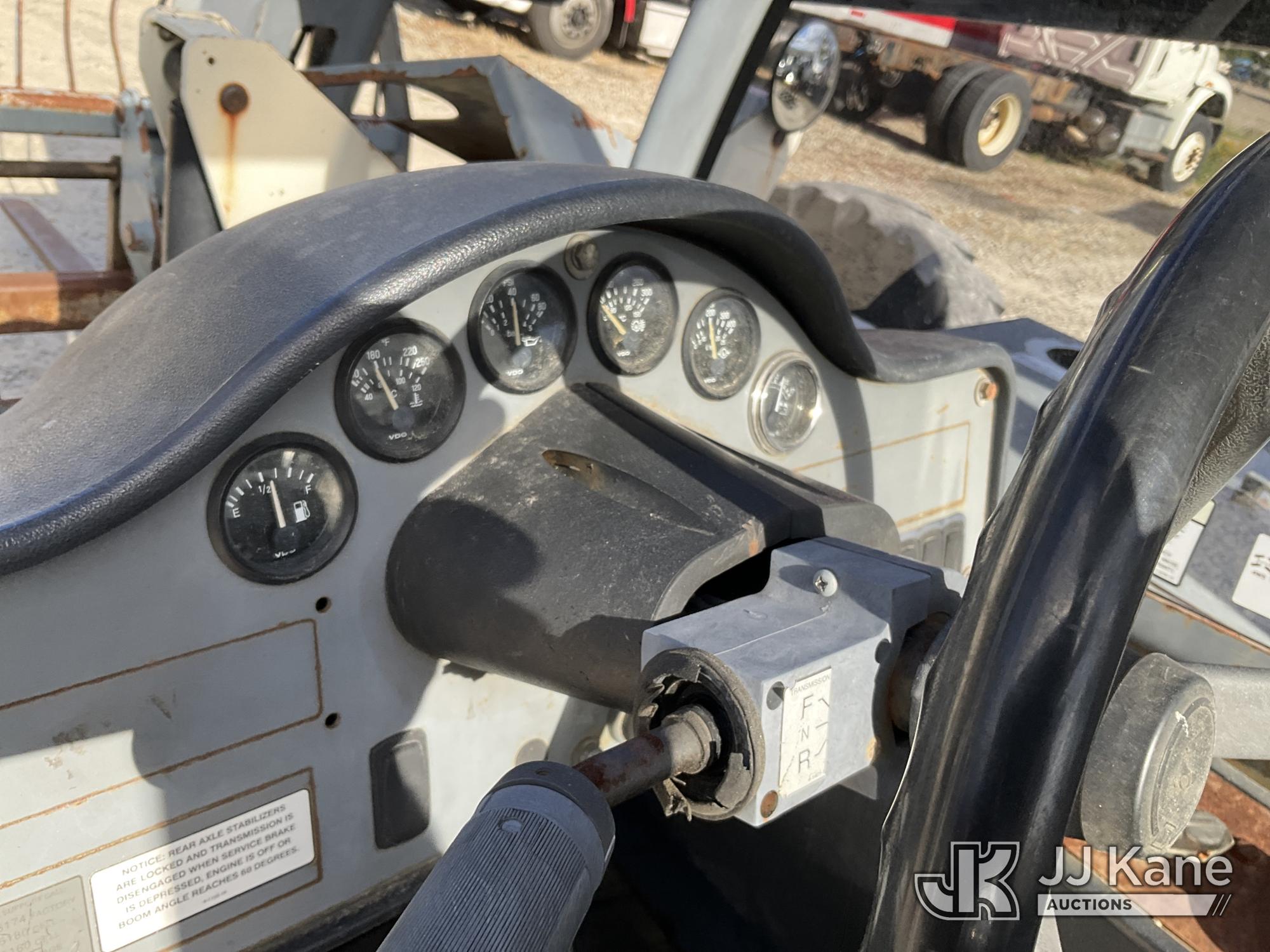 2005 Terex TH842C