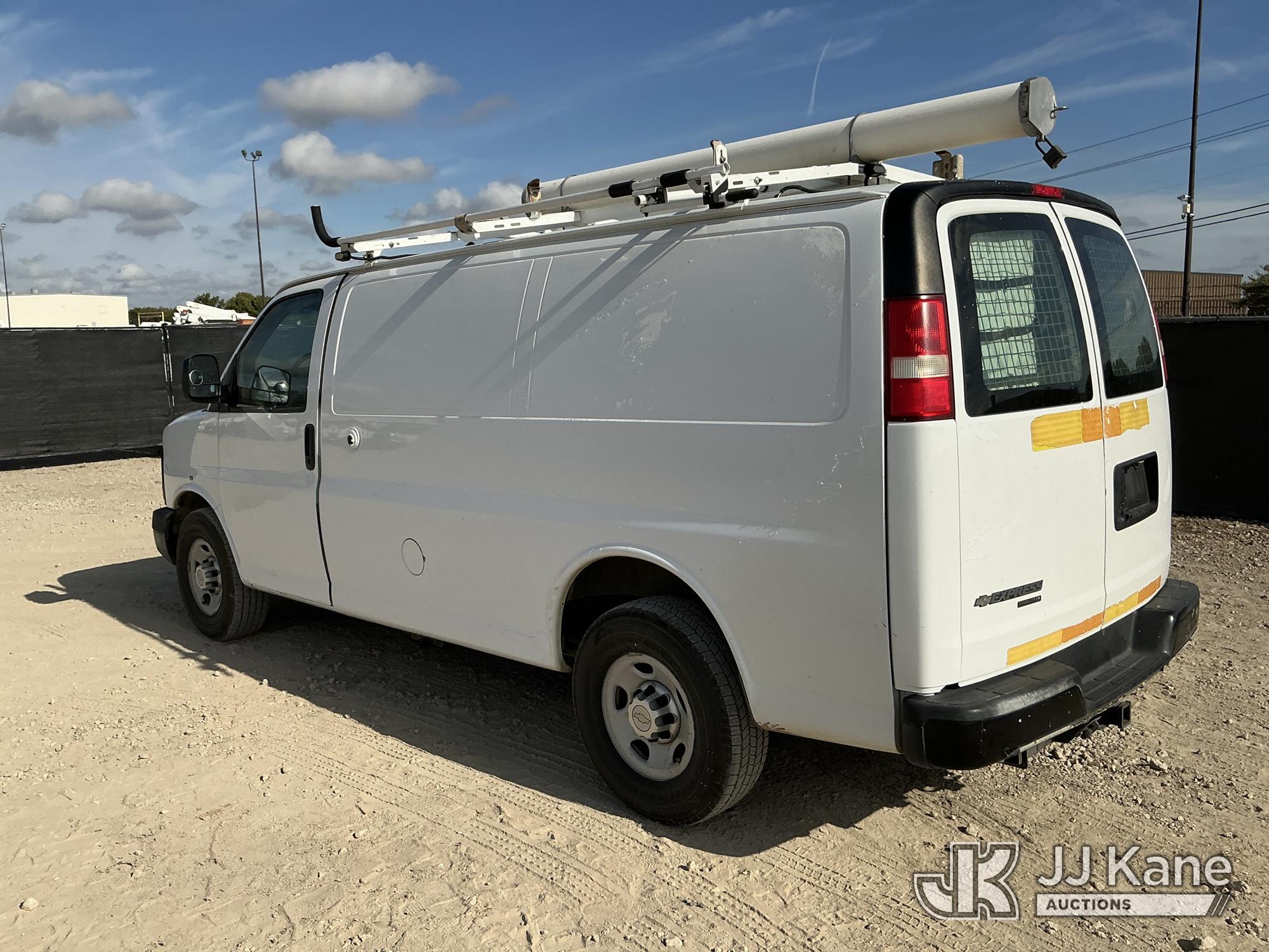 2013 Chevrolet EXPRESS G2500
