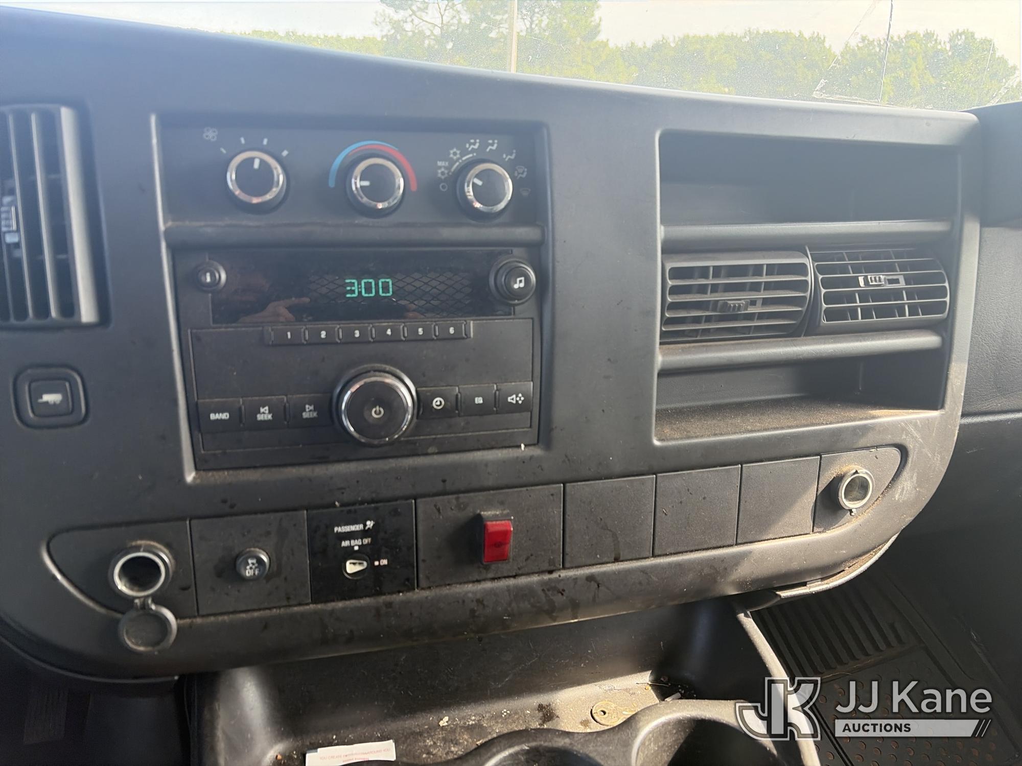 2013 Chevrolet Express G2500
