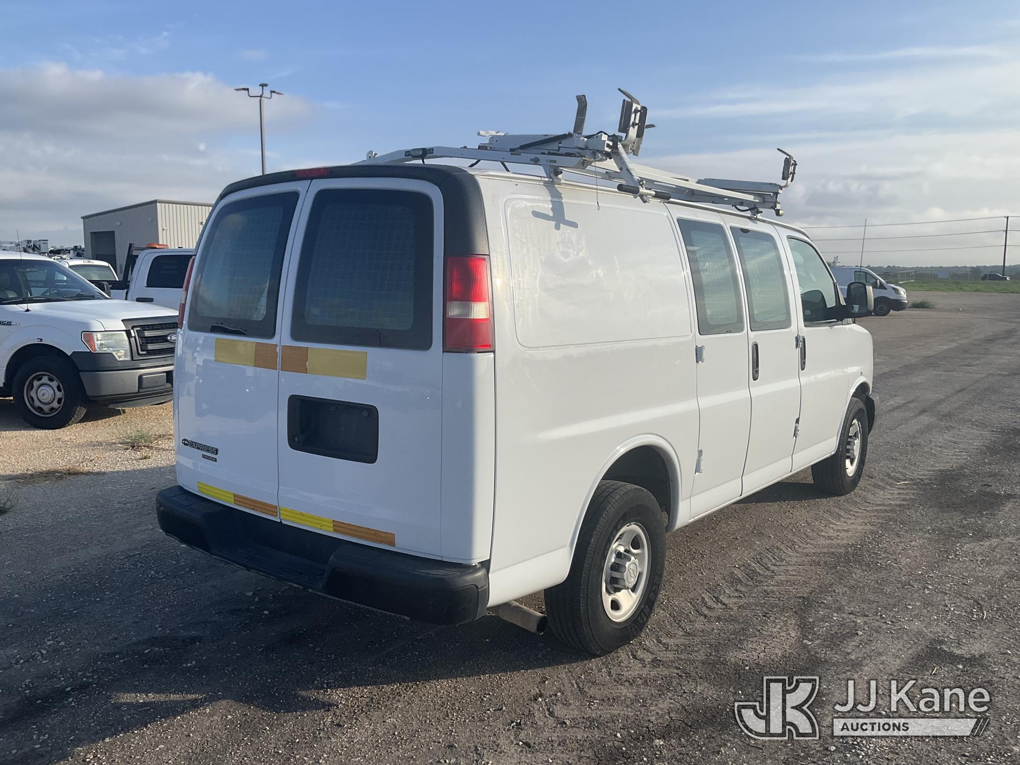 2016 Chevrolet EXPRESS G2500