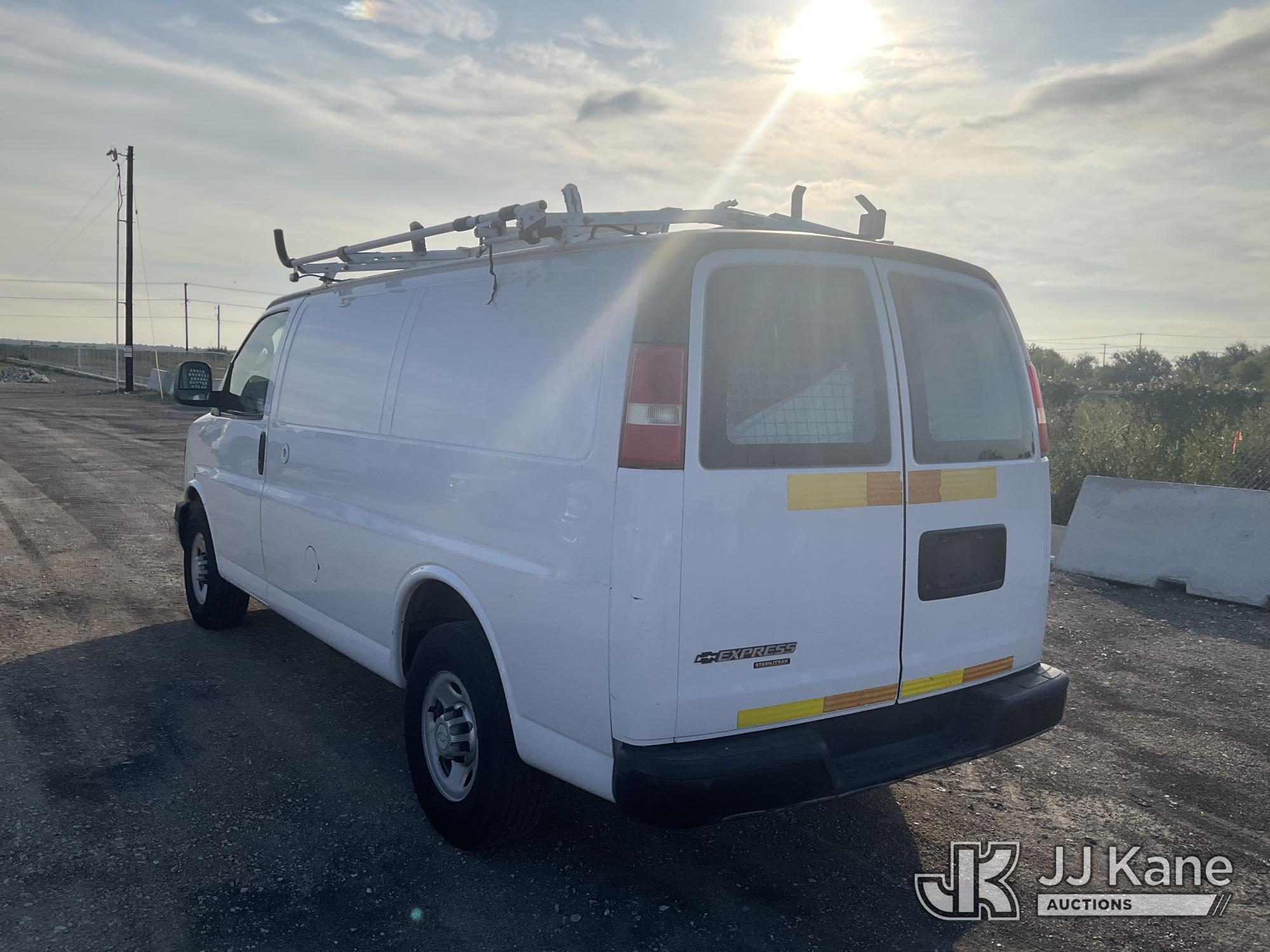2016 Chevrolet EXPRESS G2500