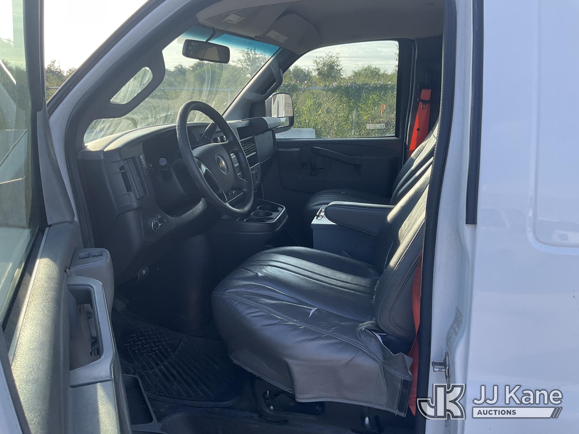 2016 Chevrolet EXPRESS G2500