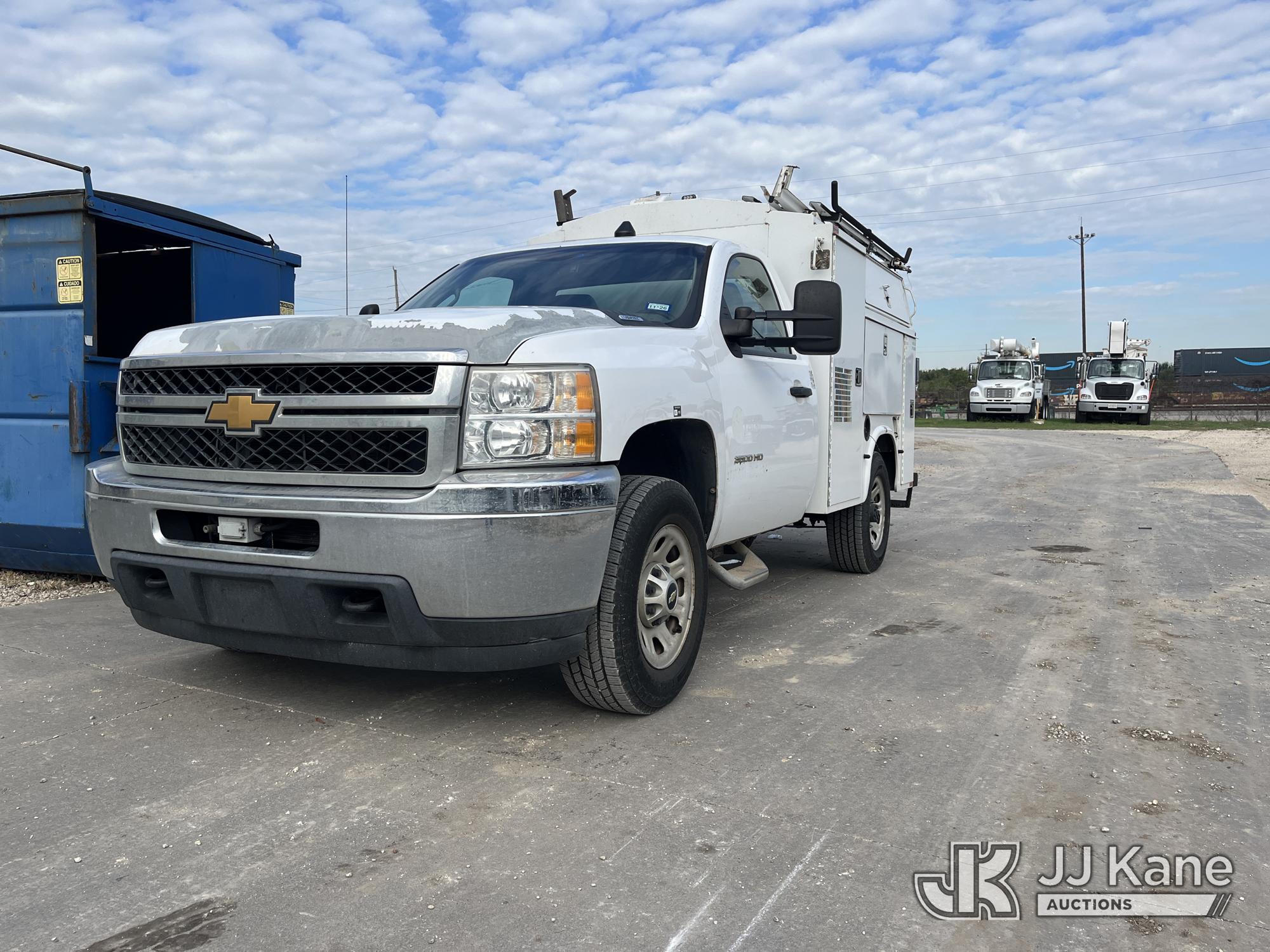 Photo of 2013 Chevrolet Silverado 3500HD