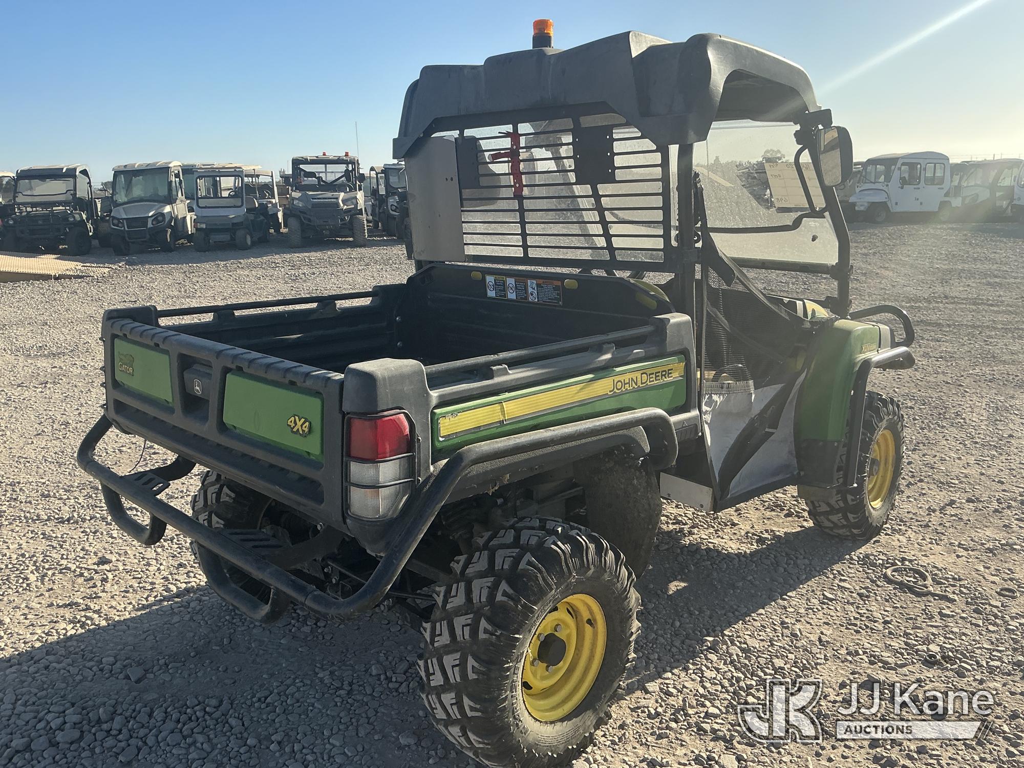 2017 John Deere 855M