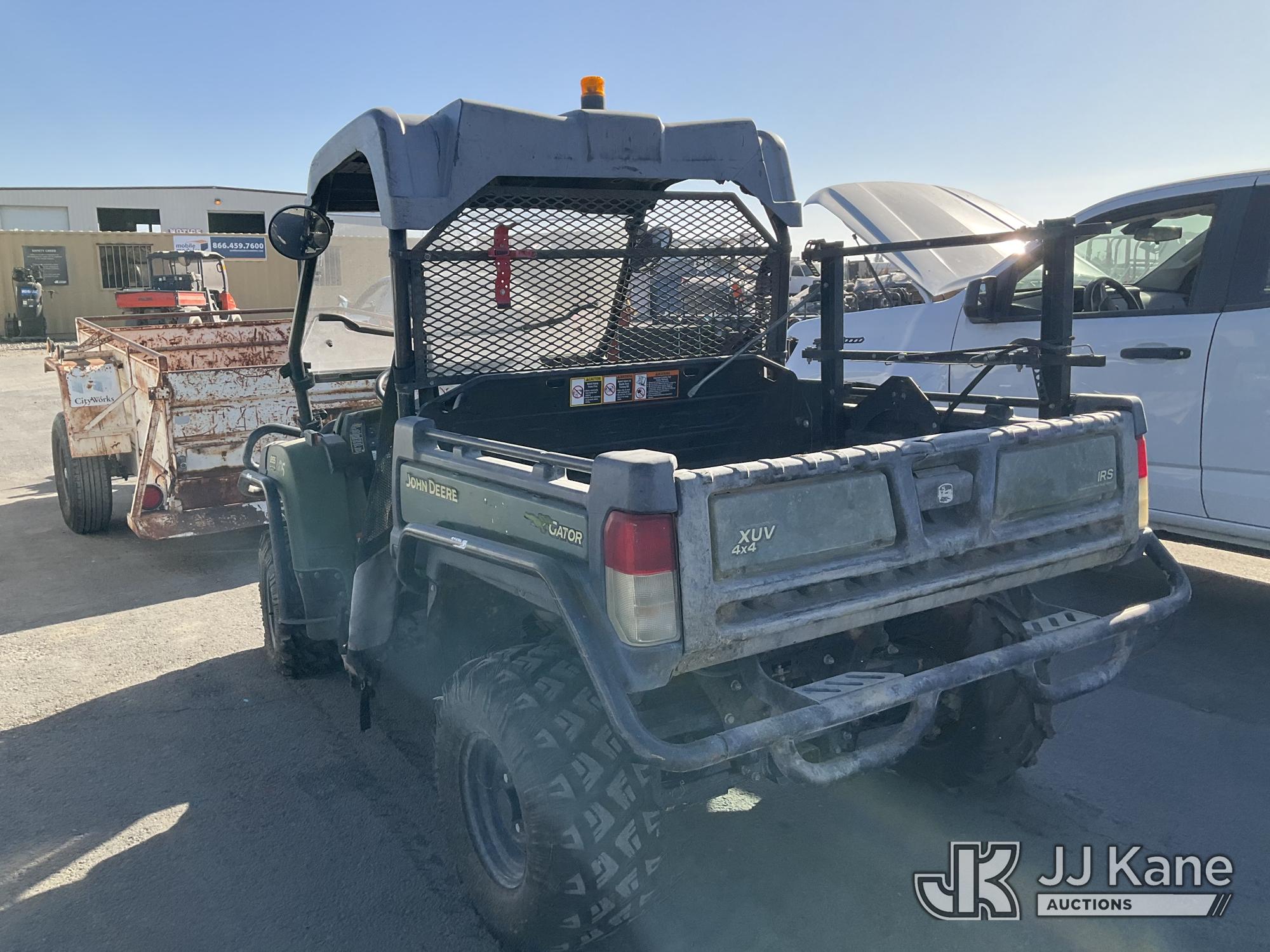 2016 John Deere 855