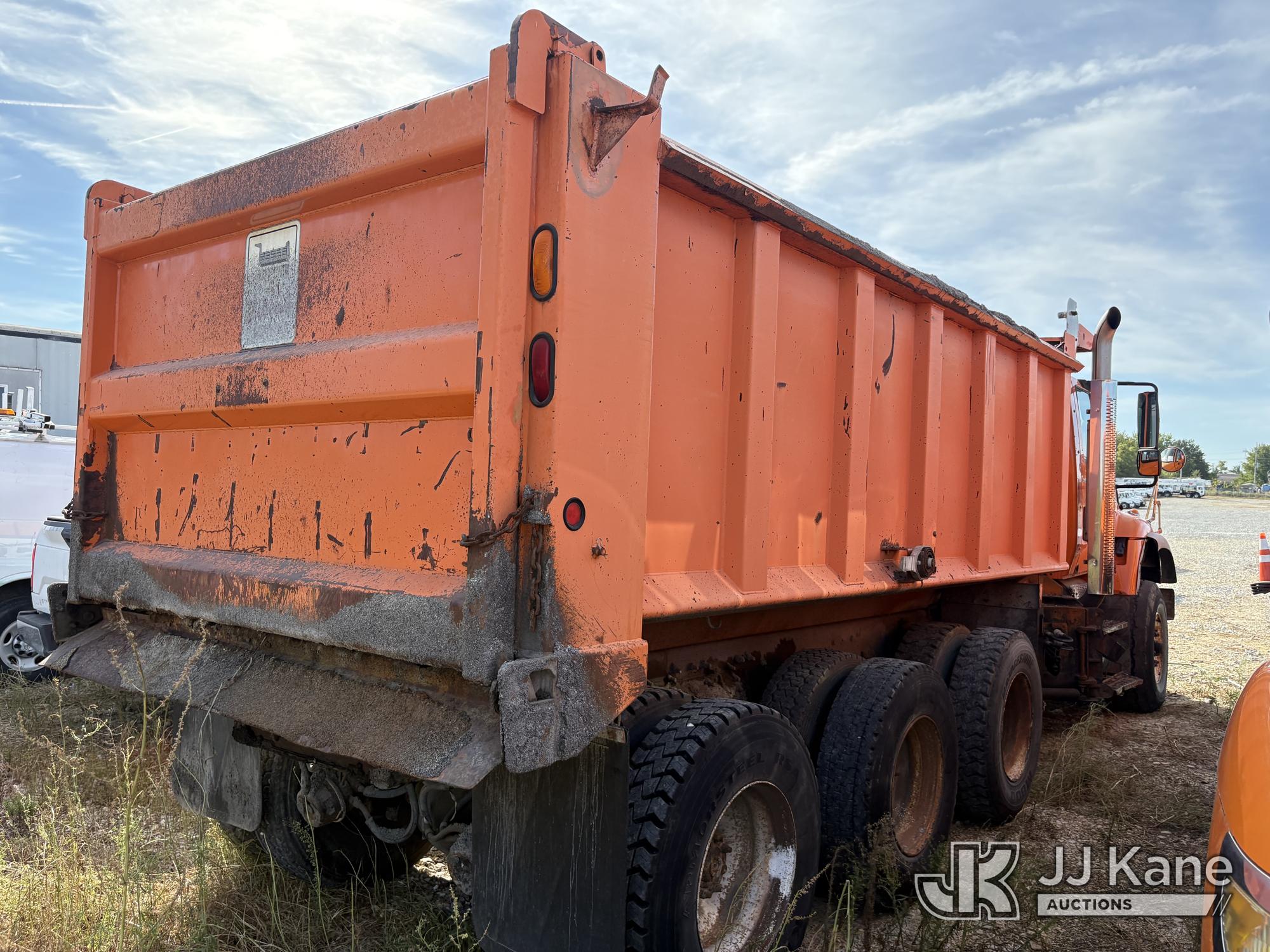 2004 International 7600