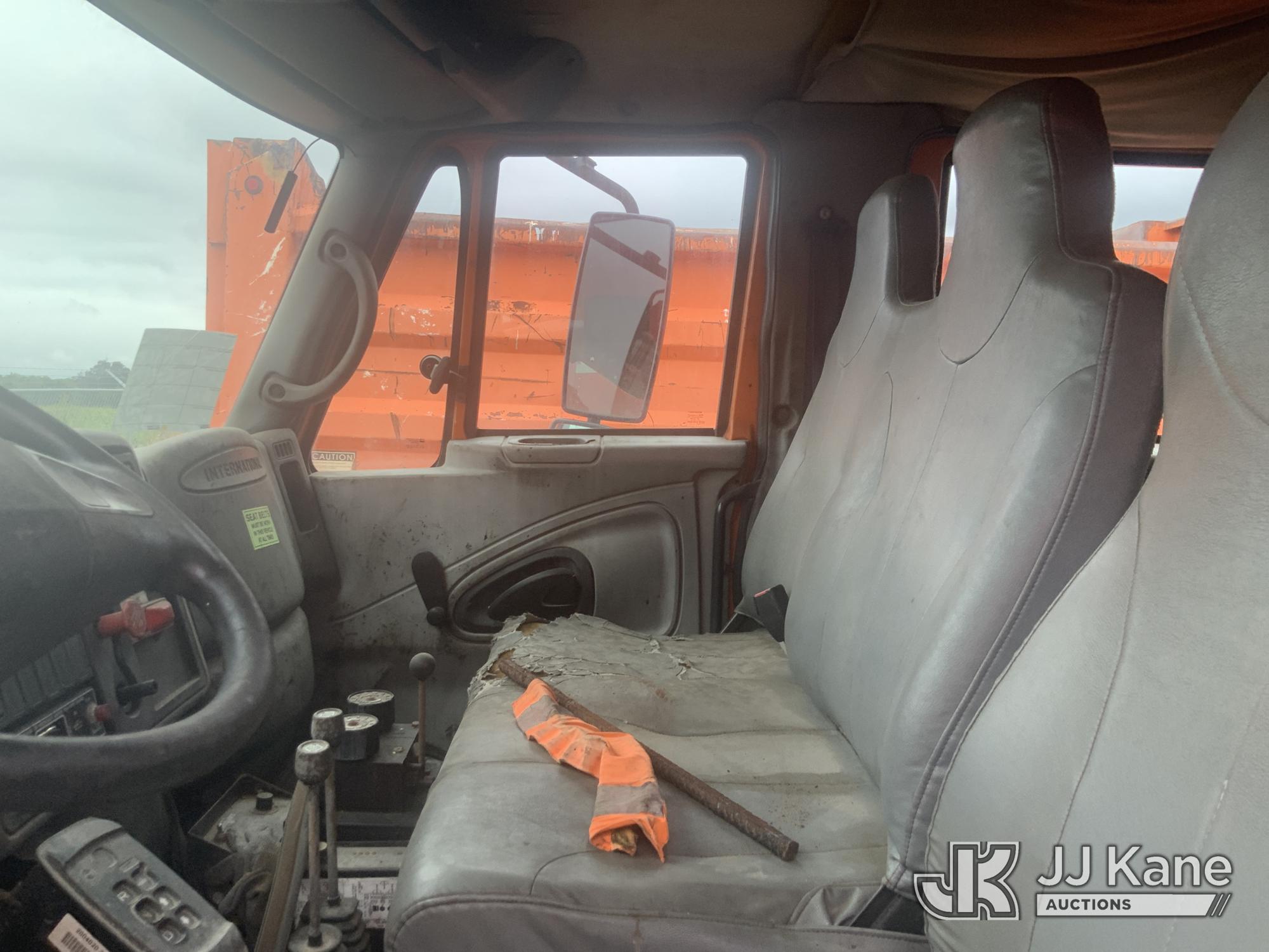 2005 International 7400